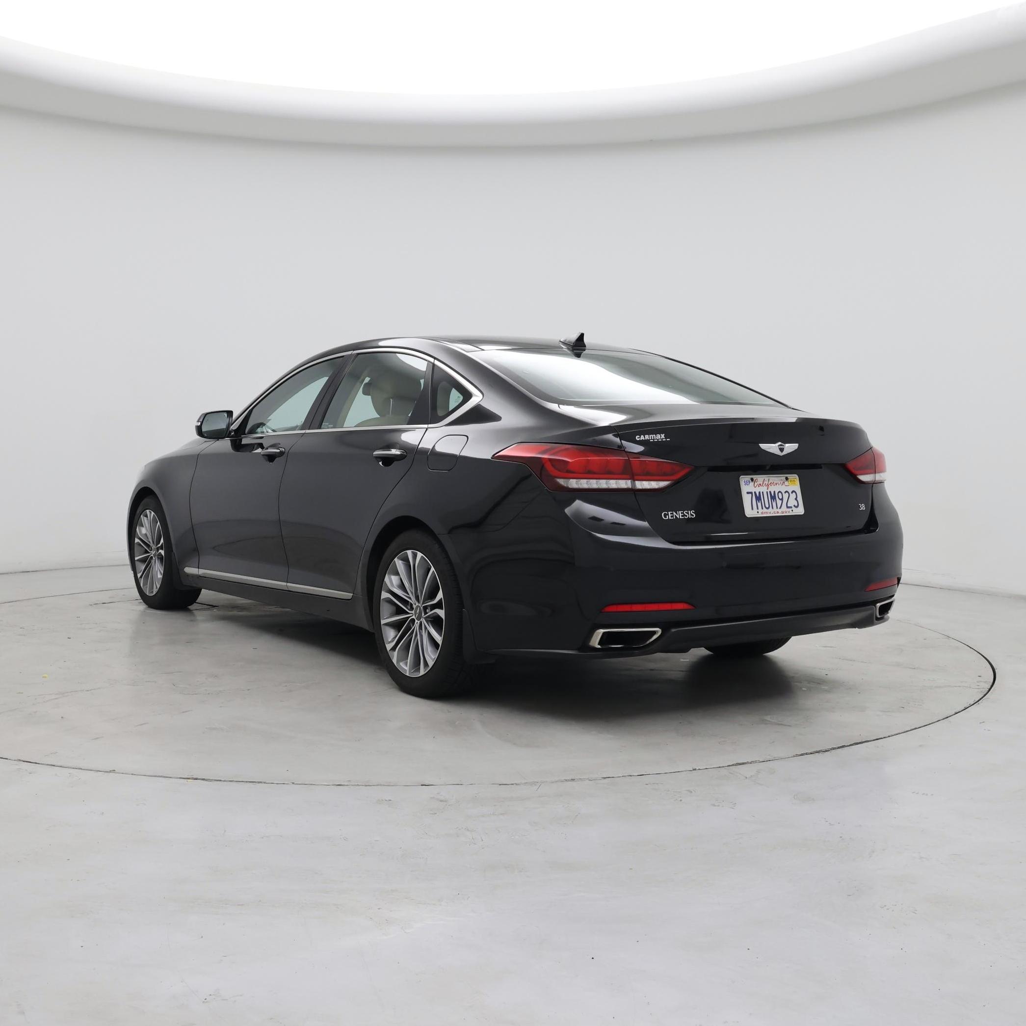 Thumbnail: 2015 Hyundai Genesis - 2