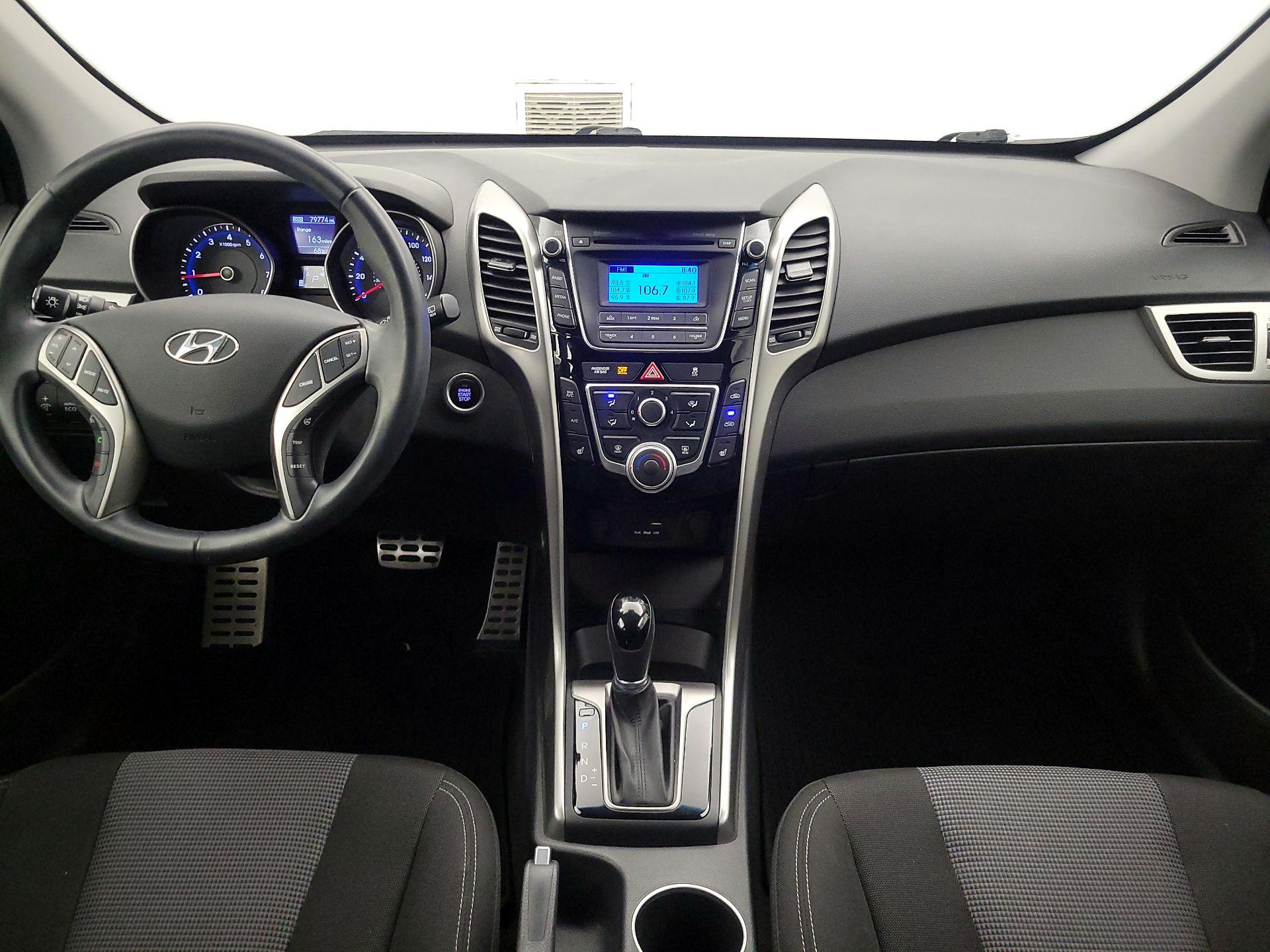 Thumbnail: 2016 Hyundai Elantra - 9