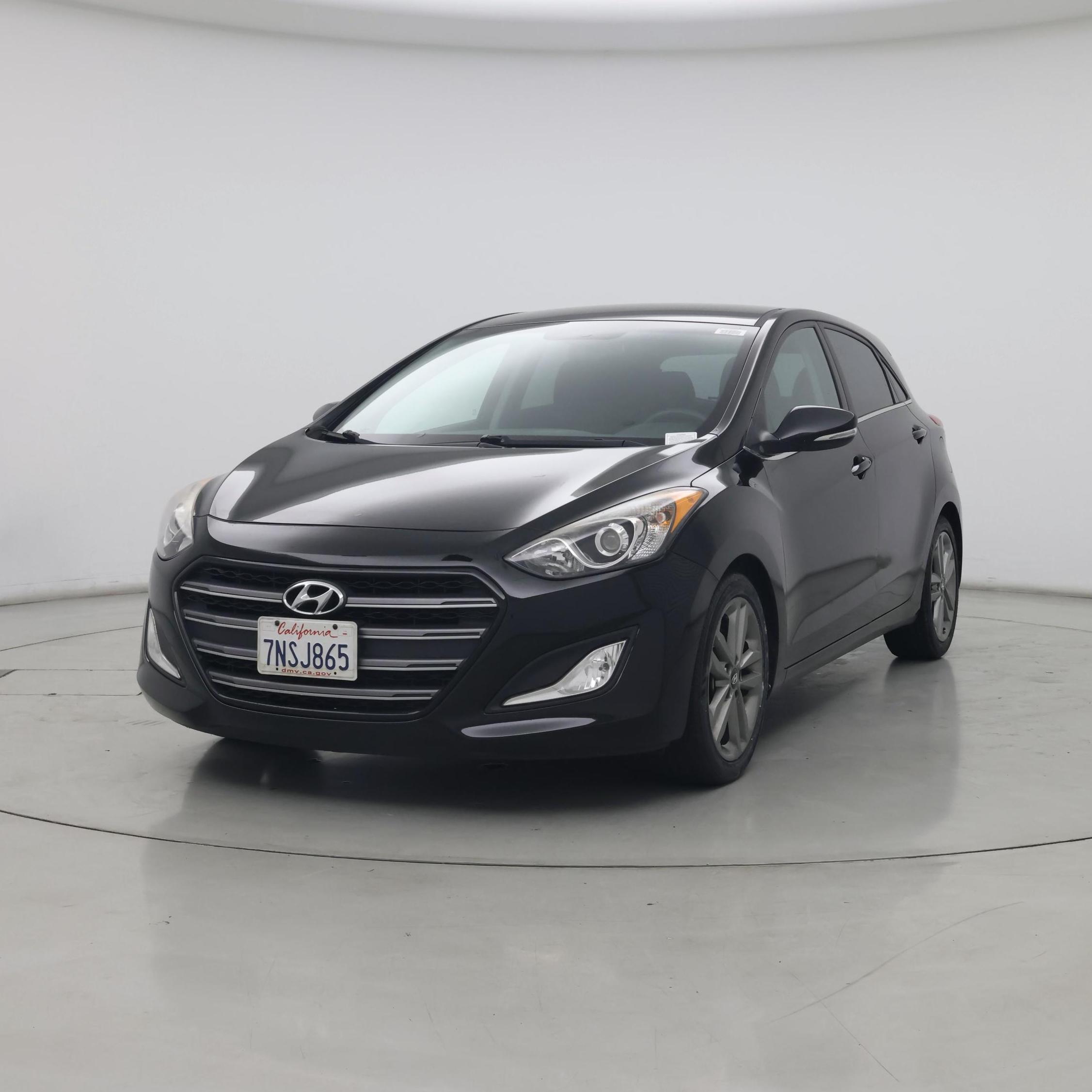 Thumbnail: 2016 Hyundai Elantra - 4