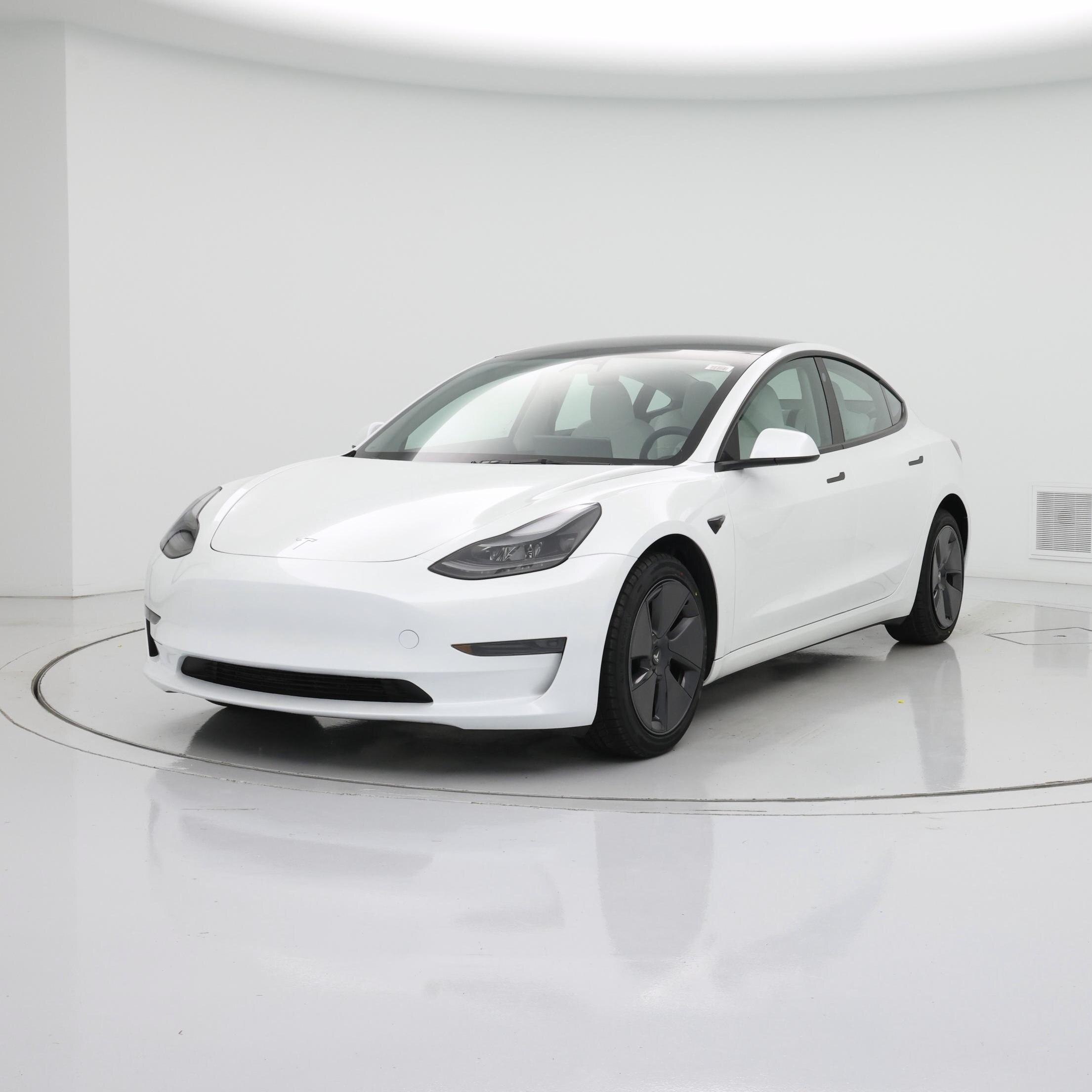 Thumbnail: 2023 Tesla Model 3 - 4