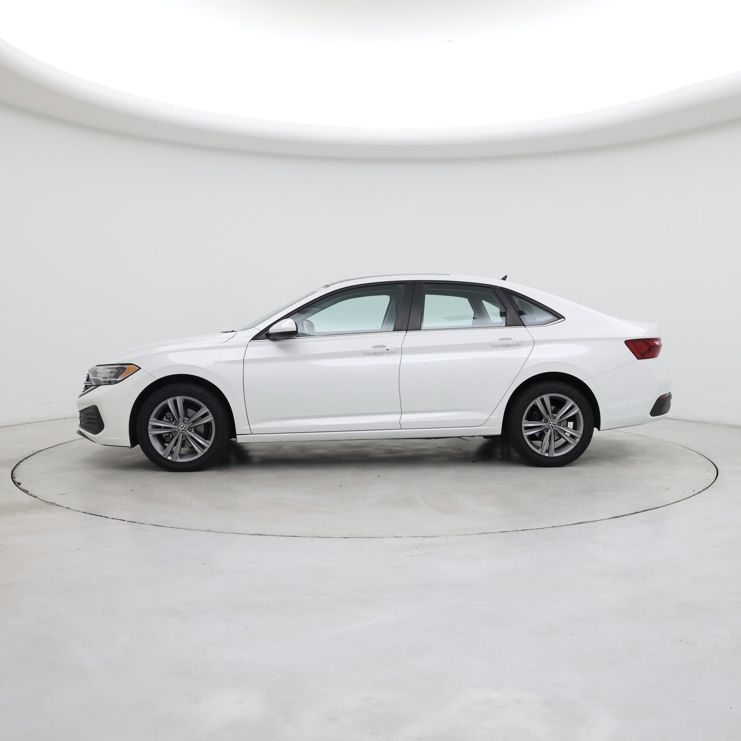 Thumbnail: 2022 Volkswagen Jetta - 3