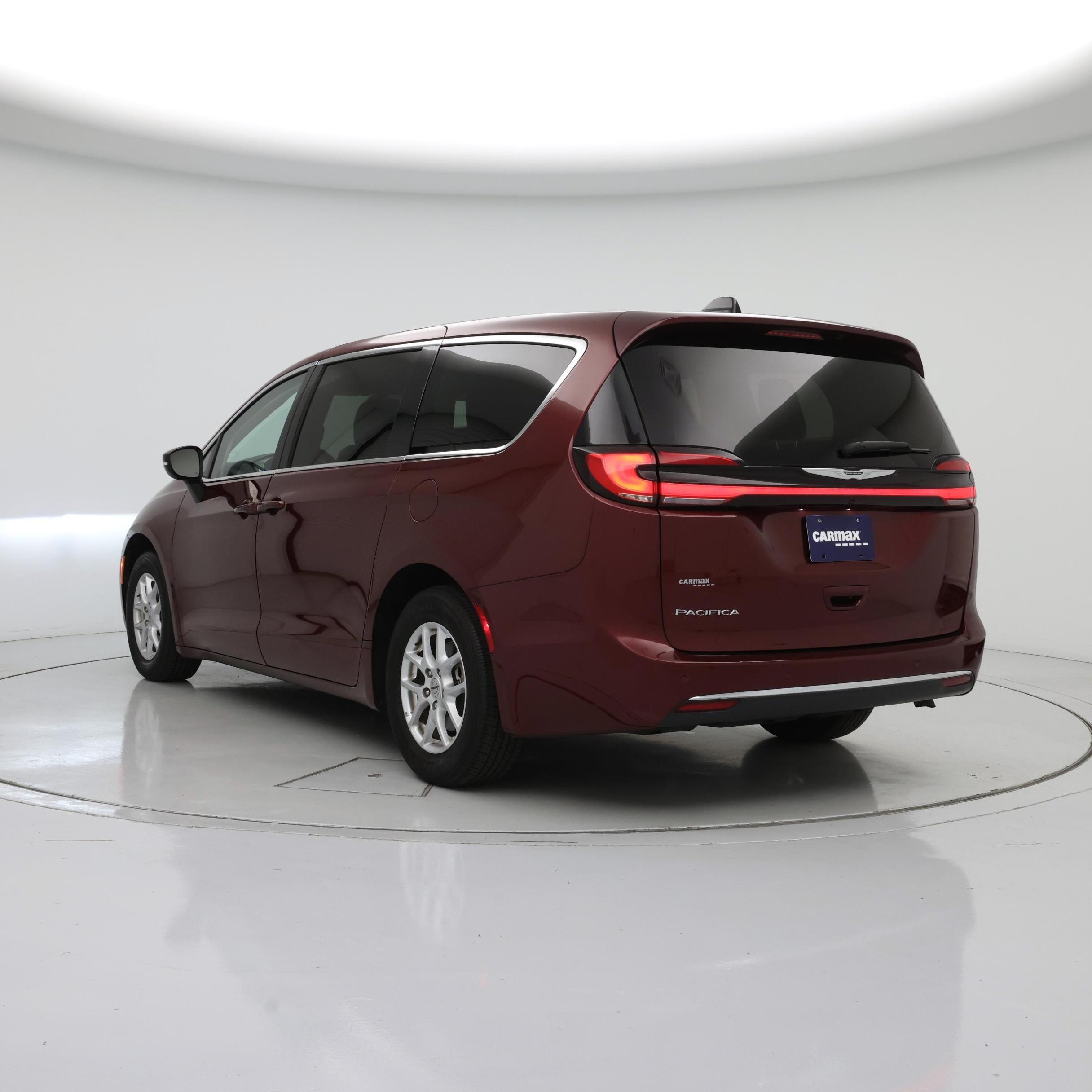 Thumbnail: 2023 Chrysler Pacifica - 2