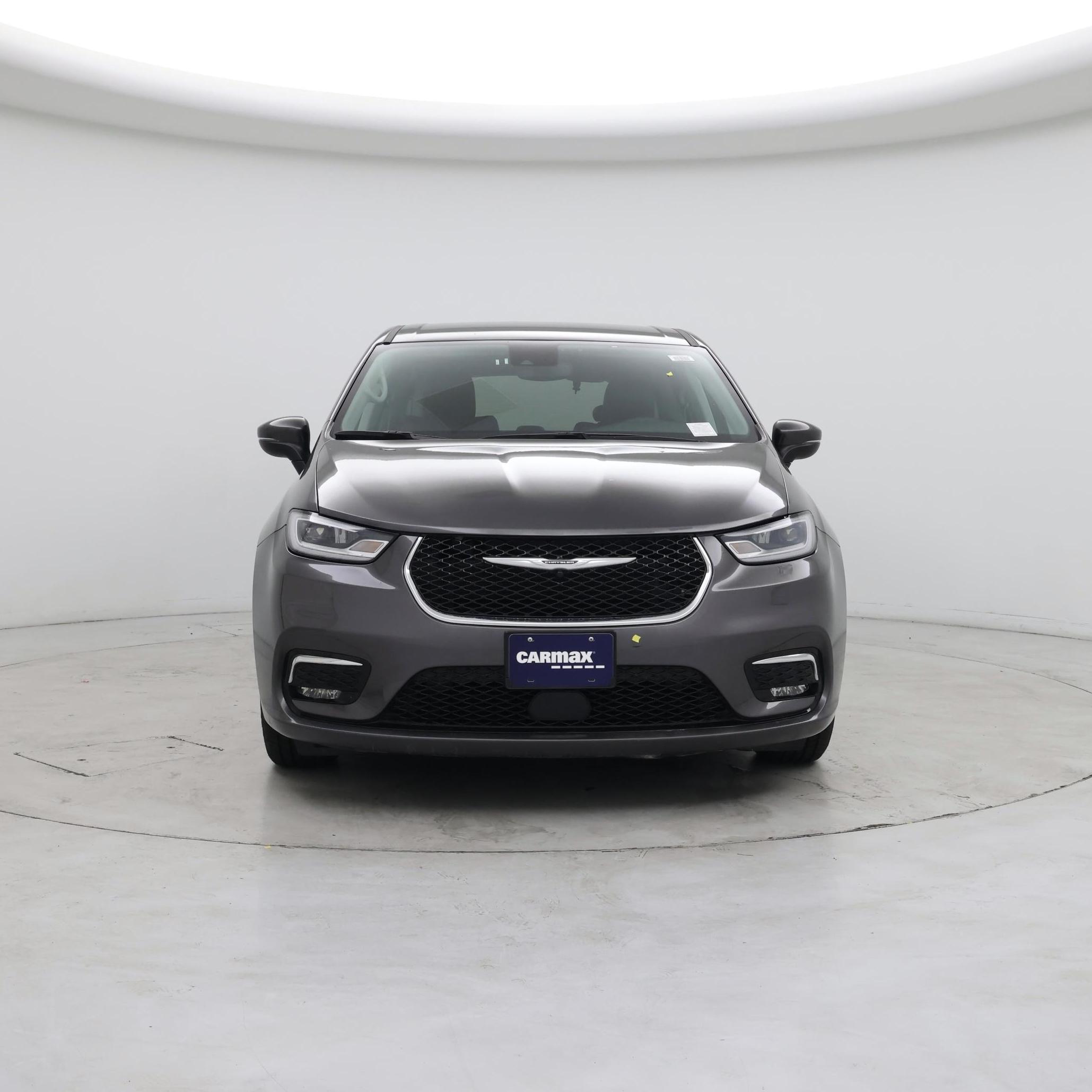 Thumbnail: 2023 Chrysler Pacifica - 5