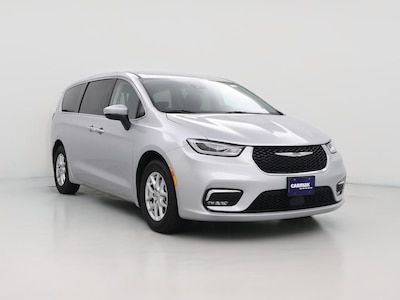 Silver 2023 Chrysler Pacifica Touring L