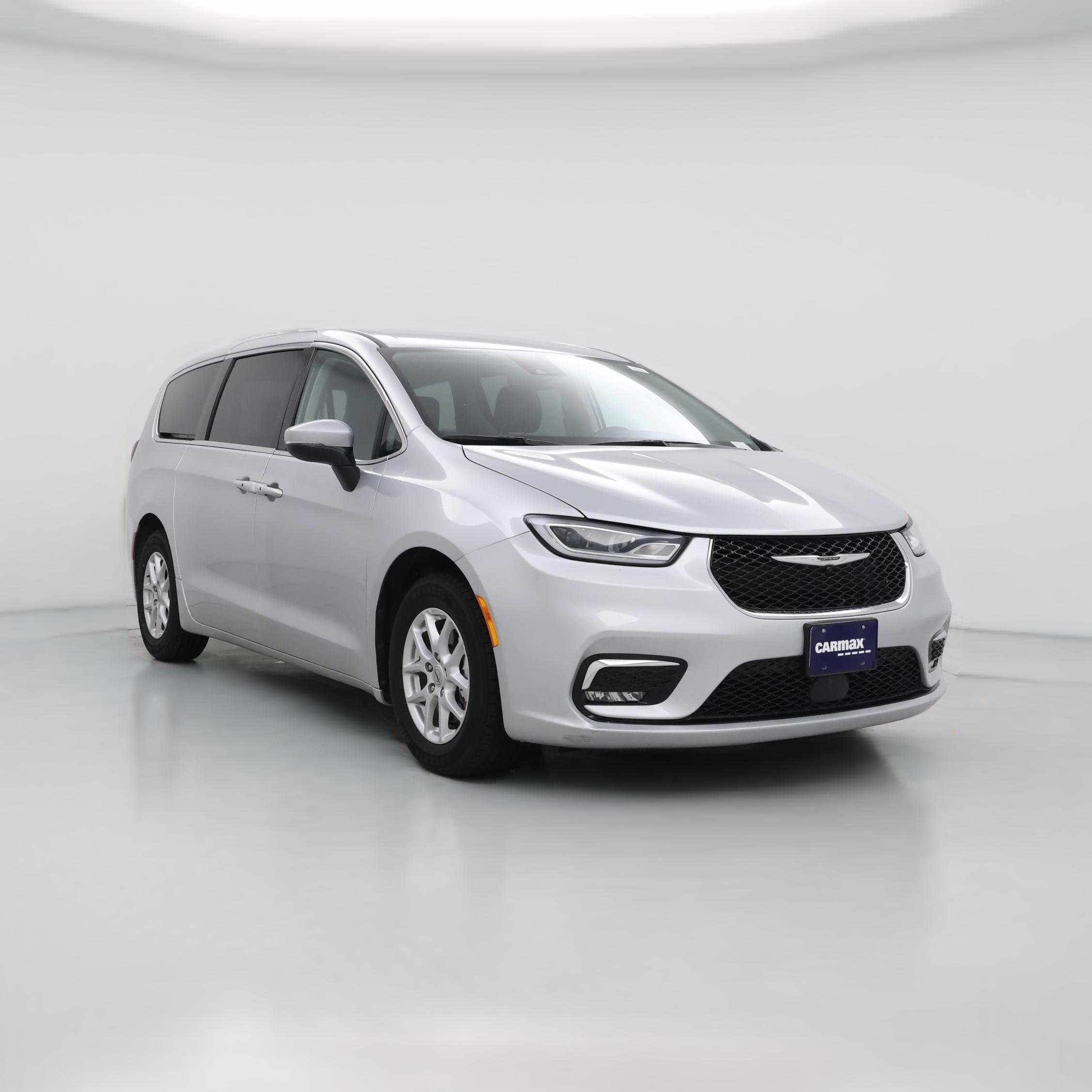 Thumbnail: 2023 Chrysler Pacifica - 1