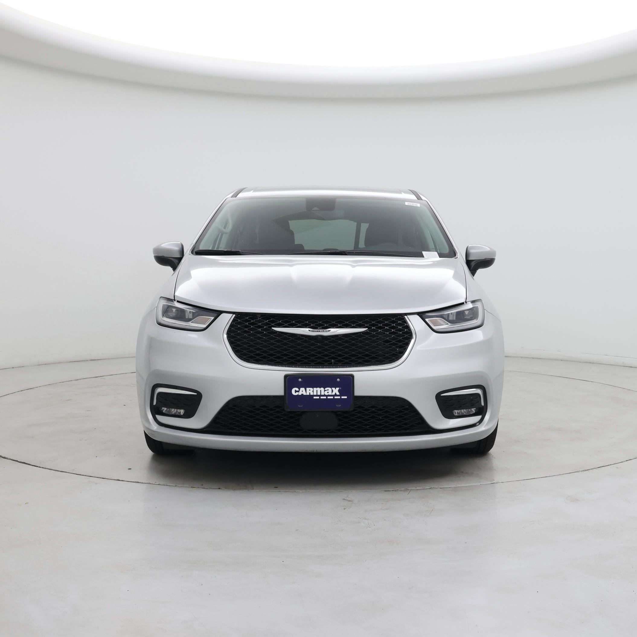 Thumbnail: 2023 Chrysler Pacifica - 5