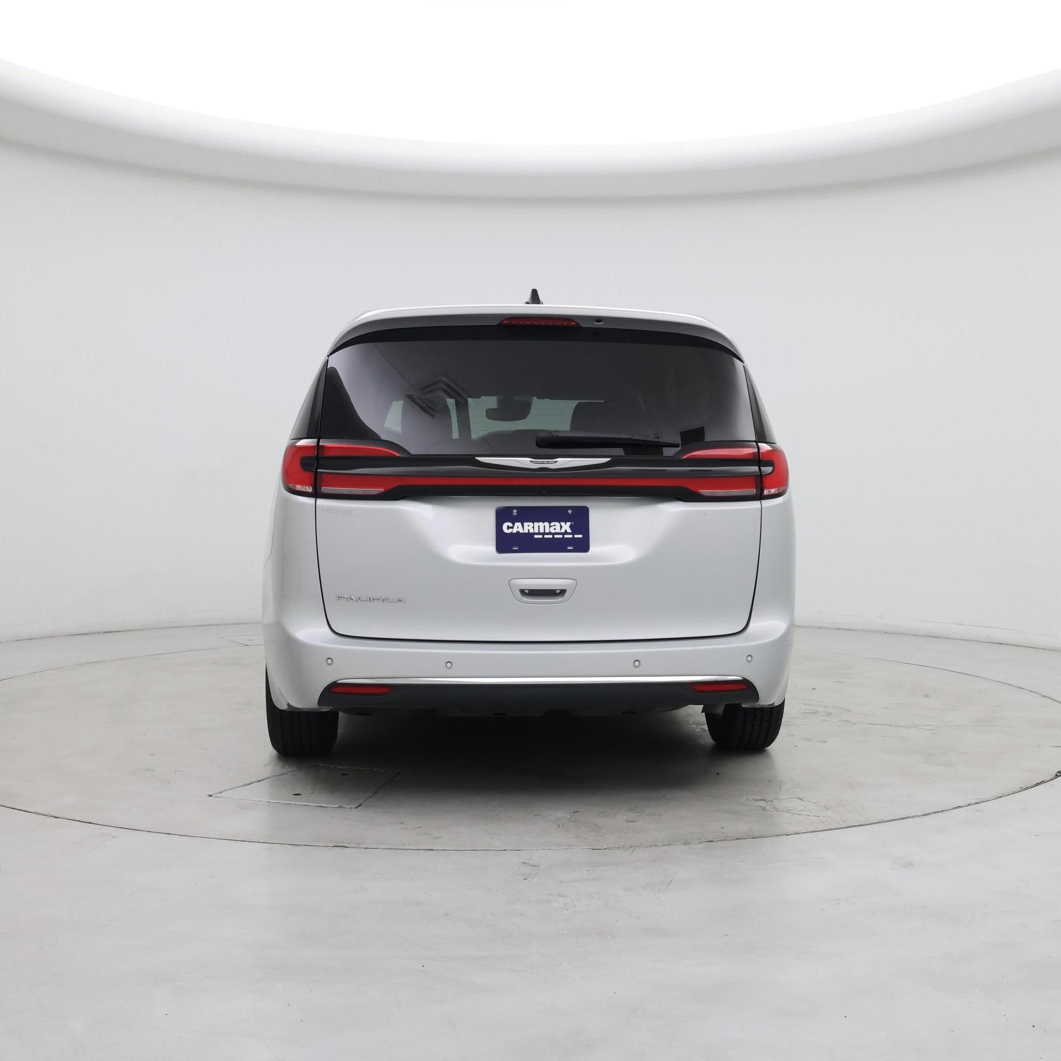 Thumbnail: 2023 Chrysler Pacifica - 6