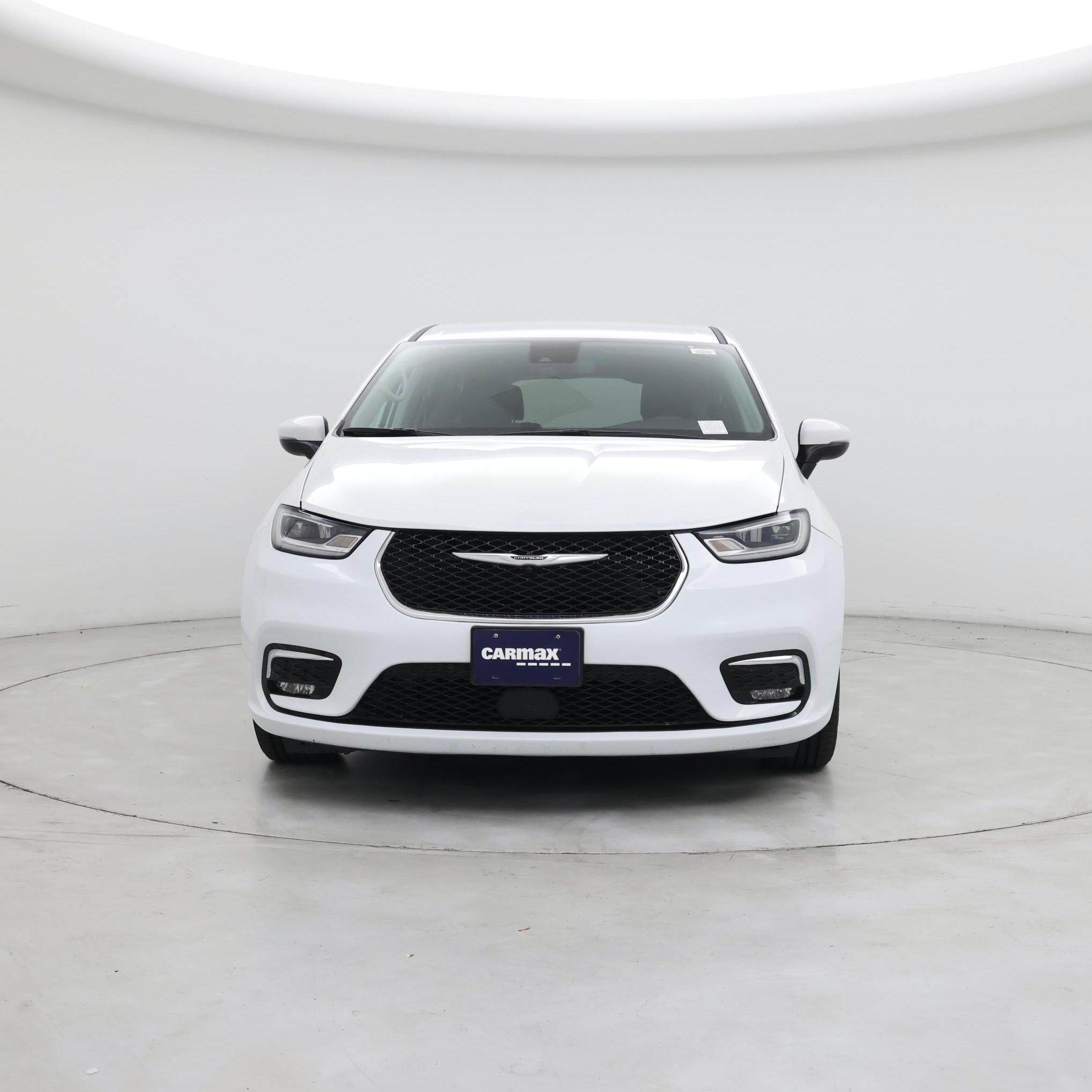 Thumbnail: 2023 Chrysler Pacifica - 5
