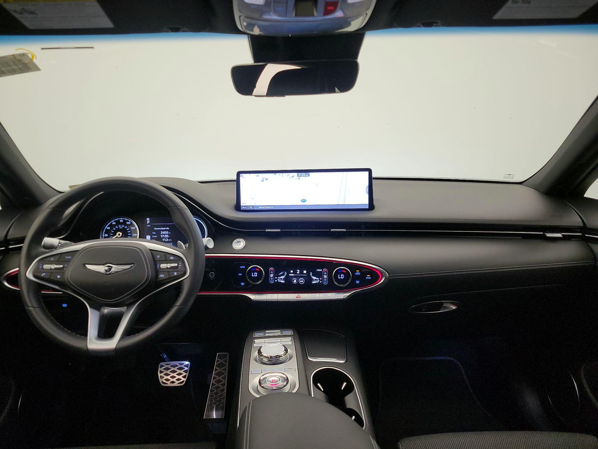 Thumbnail: 2024 Genesis GV70 - 9