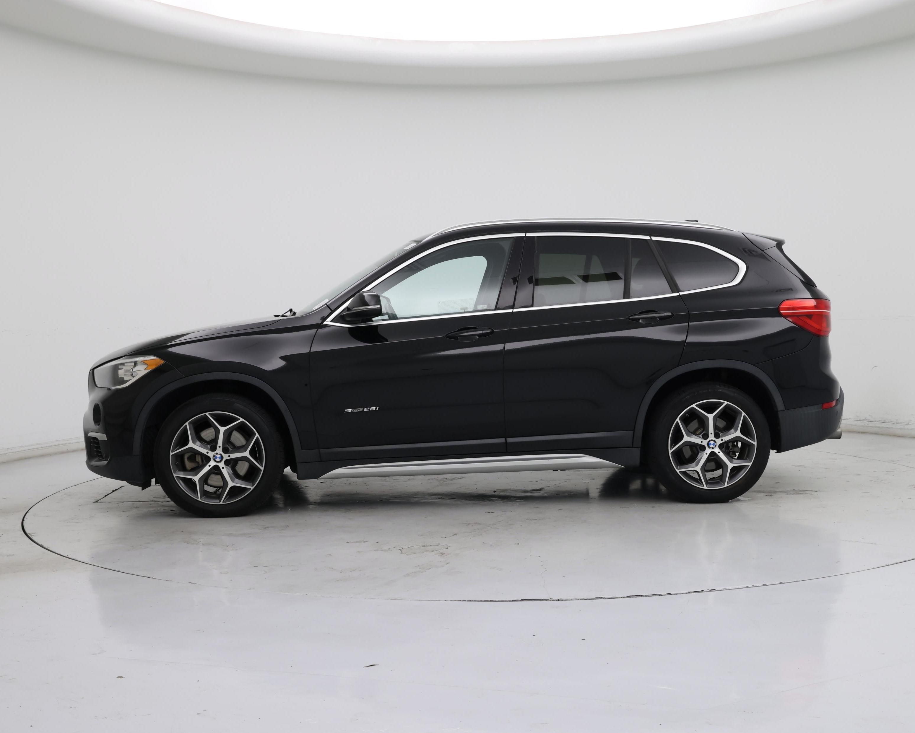 Thumbnail: 2018 BMW X1 - 3