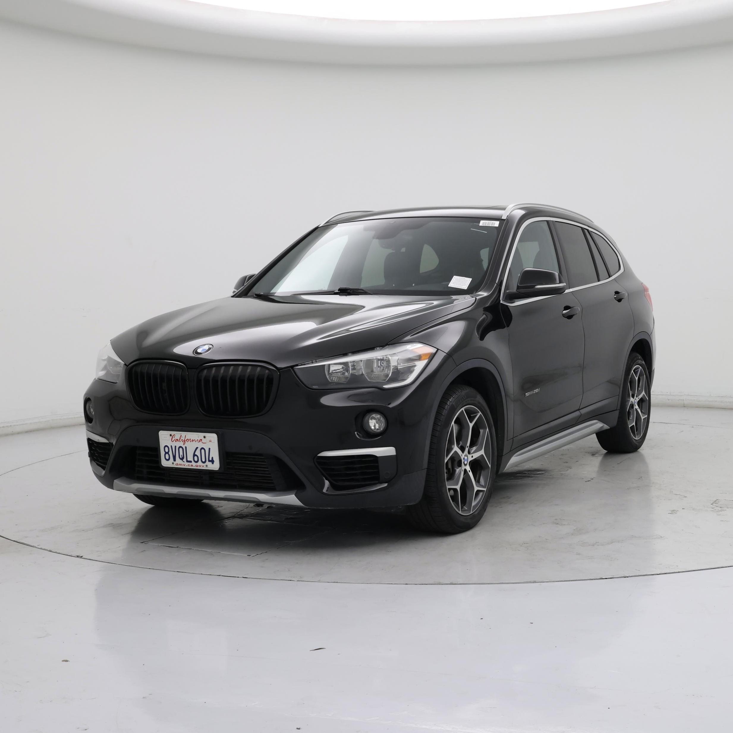 Thumbnail: 2018 BMW X1 - 4