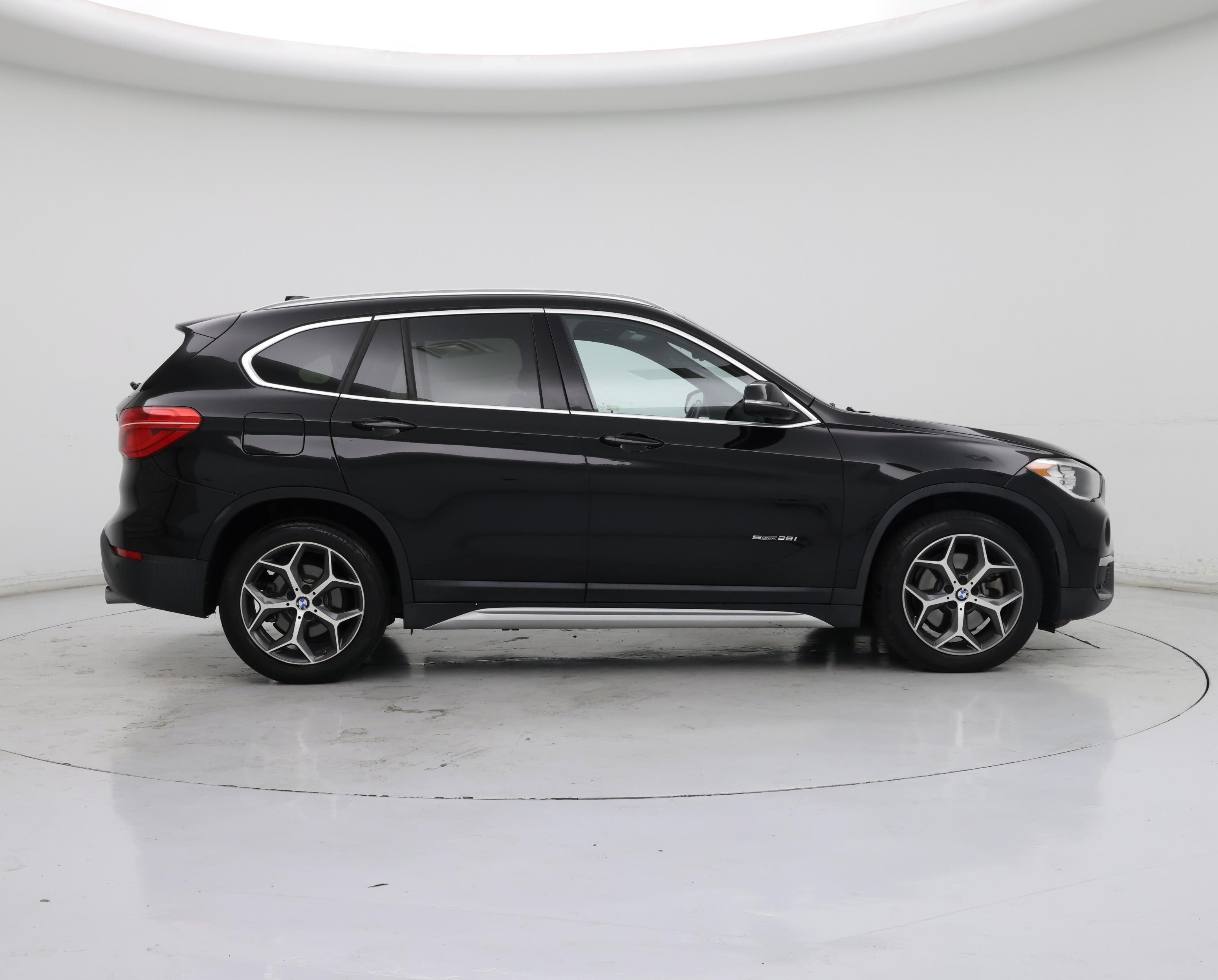 Thumbnail: 2018 BMW X1 - 7