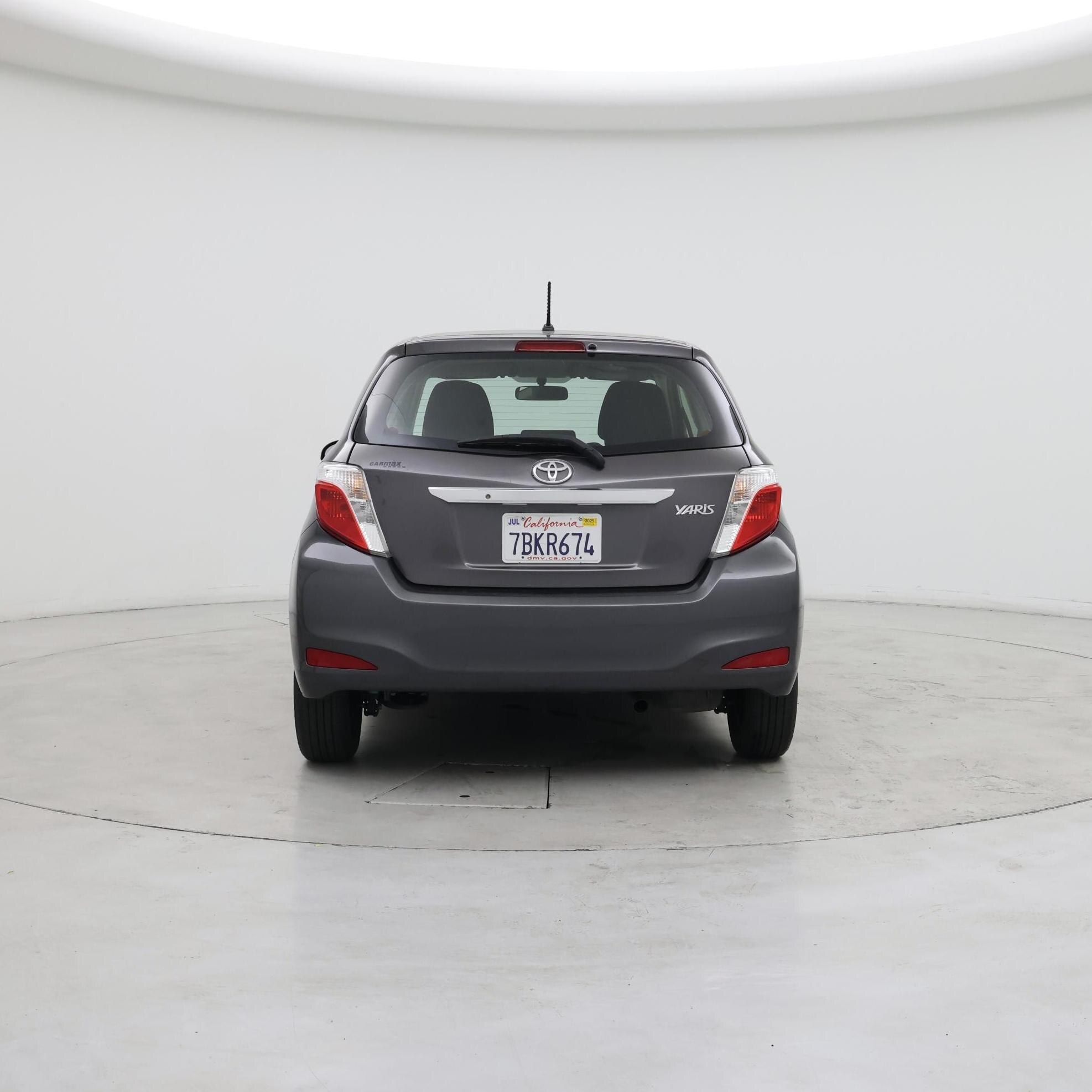 Thumbnail: 2013 Toyota Yaris - 6
