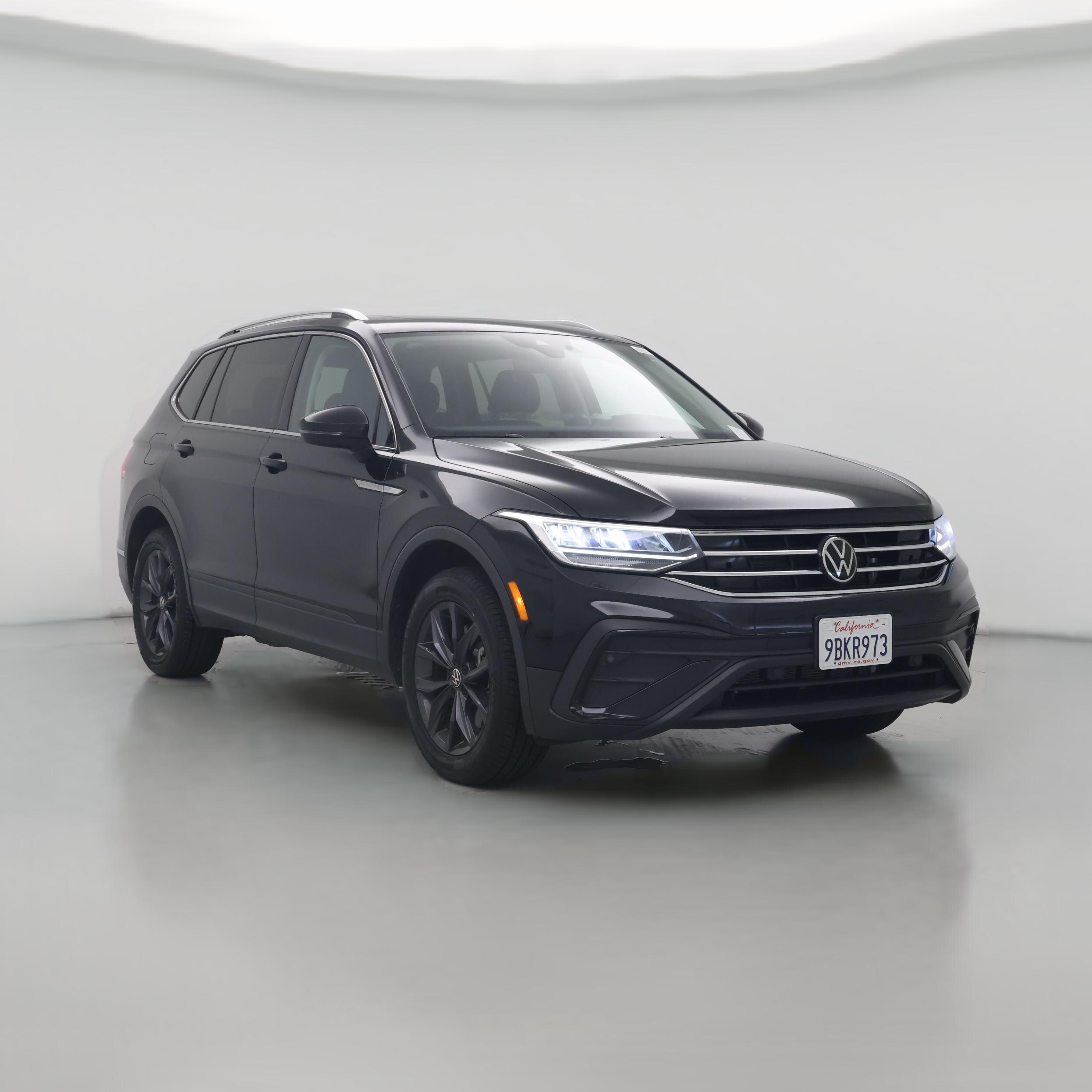 Thumbnail: 2022 Volkswagen Tiguan - 1
