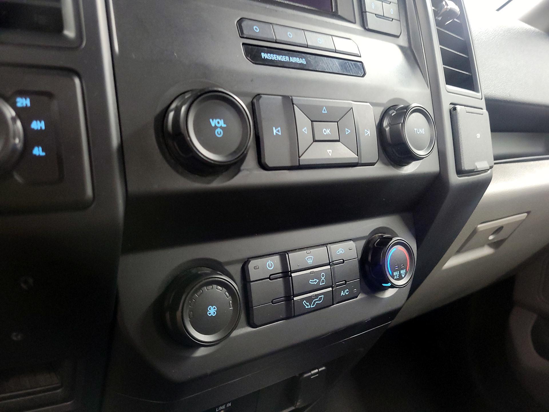 Thumbnail: 2017 Ford F-150 - 14
