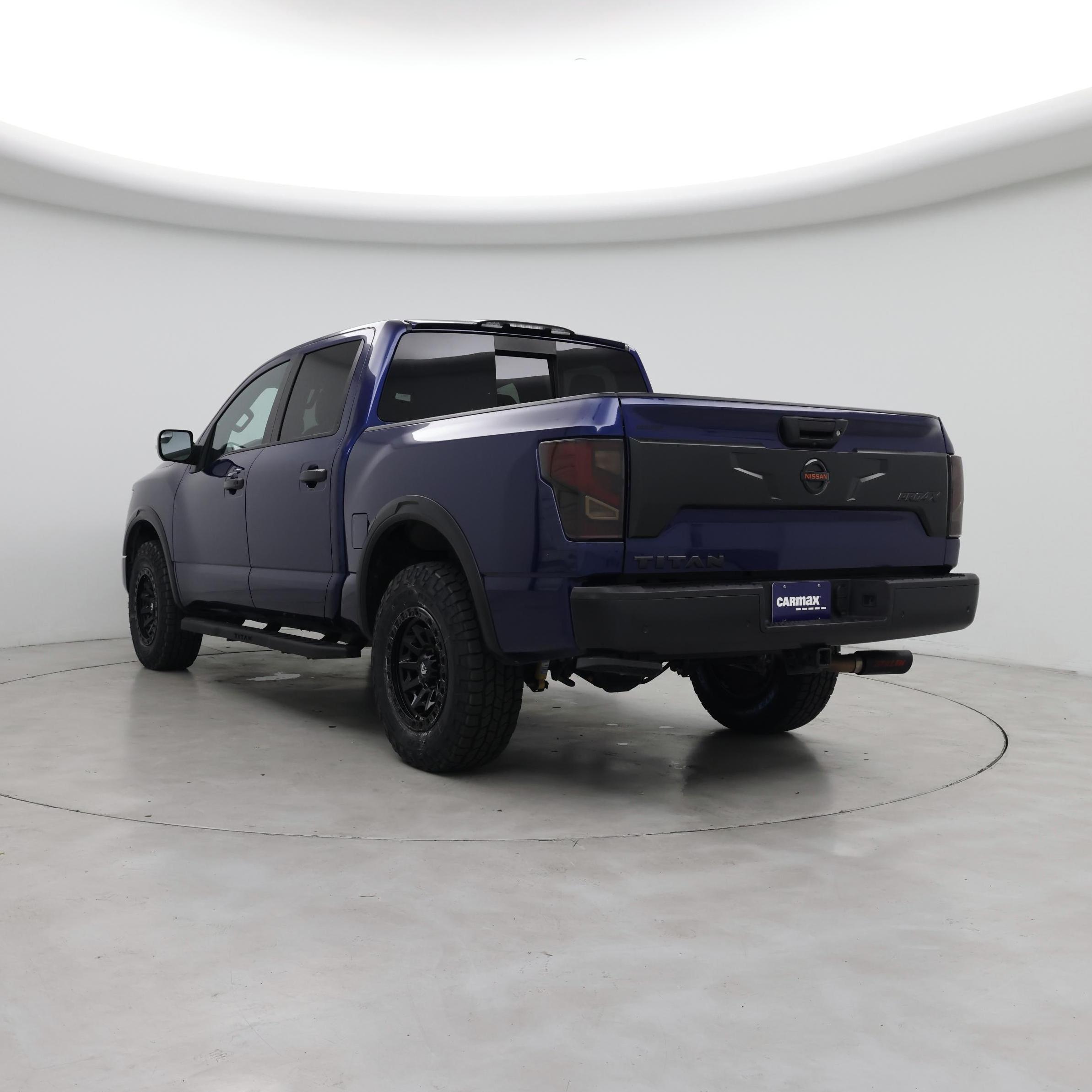 Thumbnail: 2021 Nissan Titan - 2