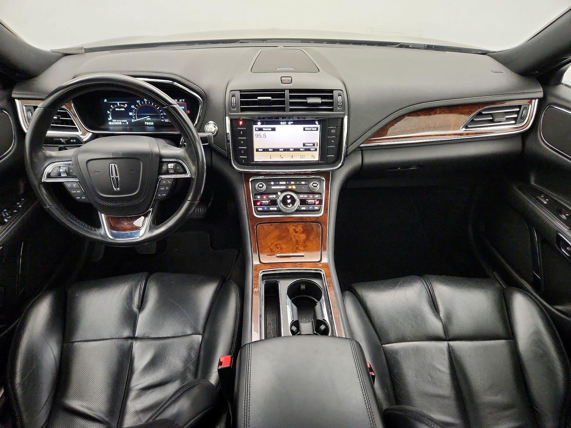 Thumbnail: 2017 Lincoln Continental - 9