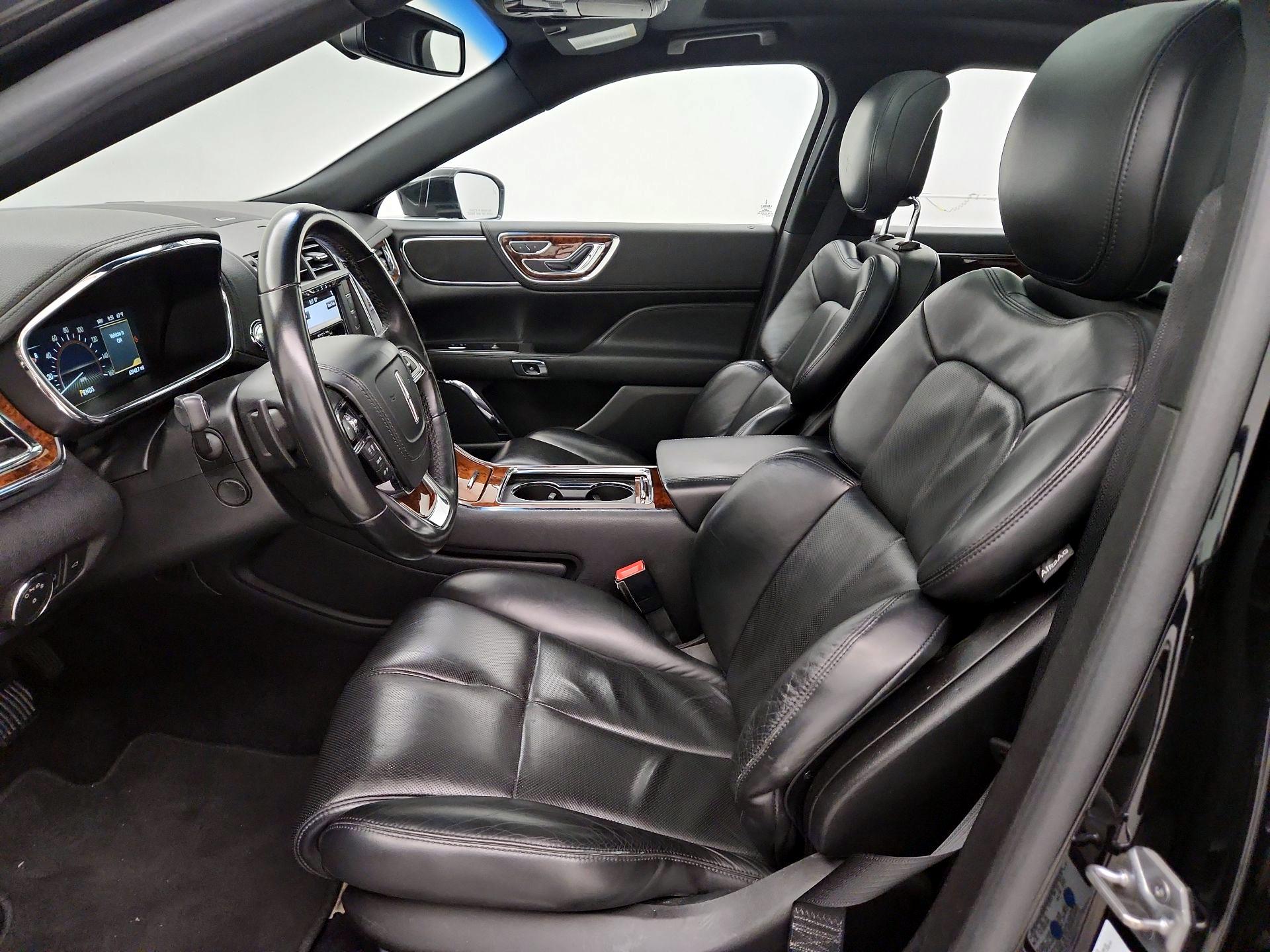 Thumbnail: 2017 Lincoln Continental - 11