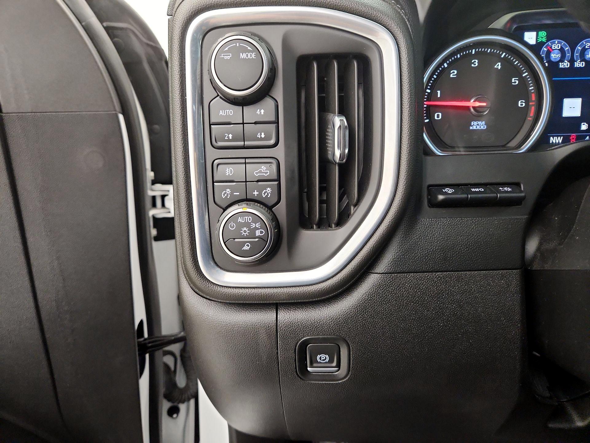 Thumbnail: 2018 Ford F-150 - 13