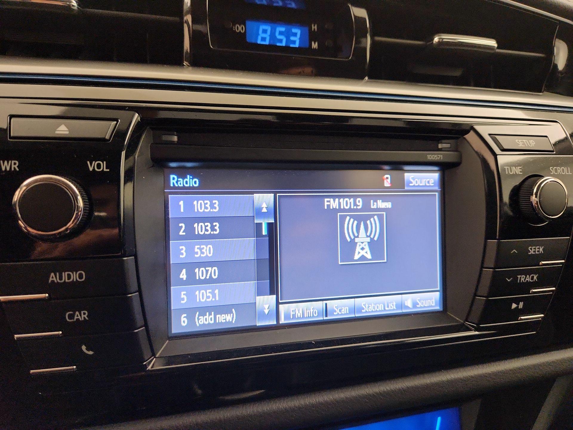 Thumbnail: 2016 Toyota Corolla - 15
