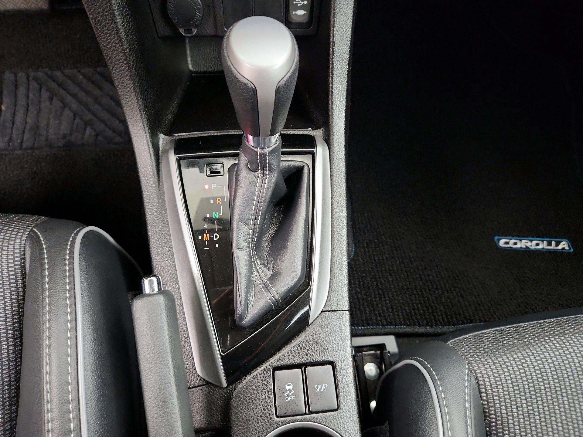 Thumbnail: 2016 Toyota Corolla - 17