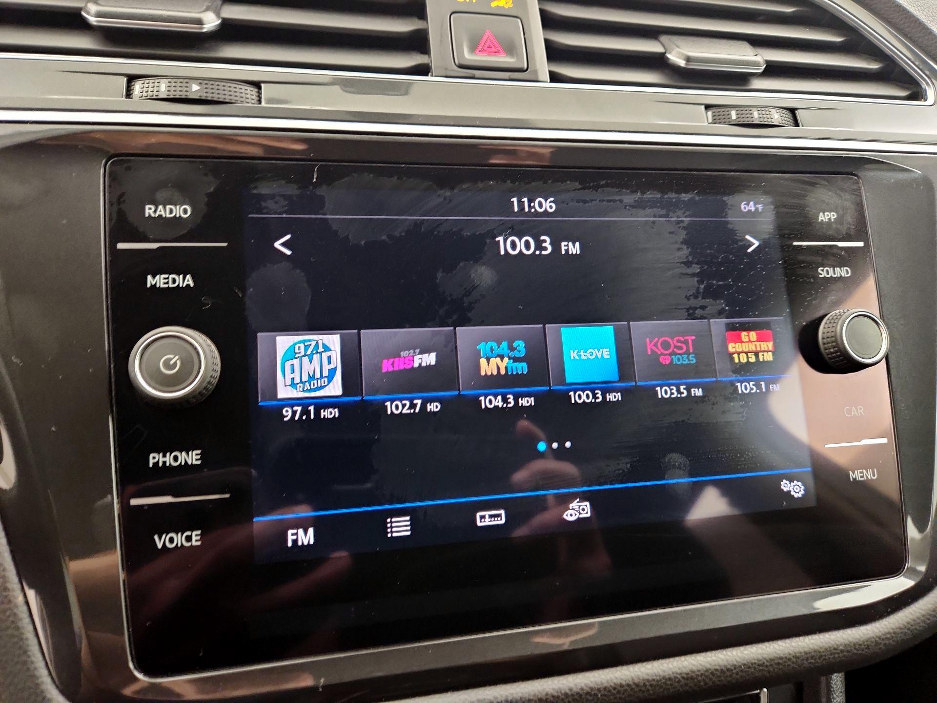 Thumbnail: 2019 Volkswagen Tiguan - 15