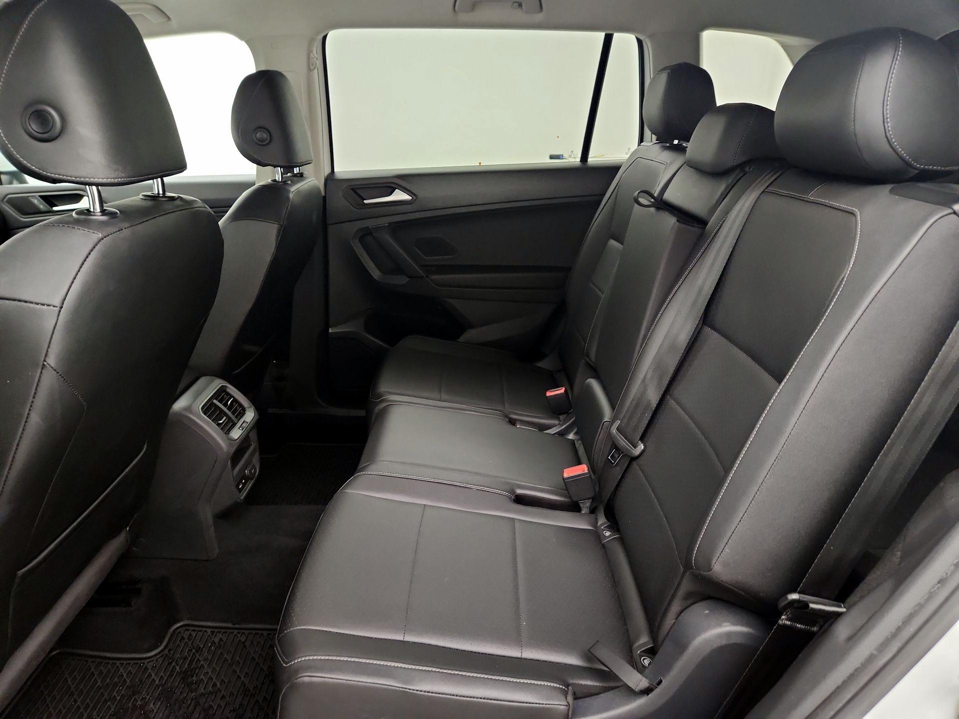 Thumbnail: 2019 Volkswagen Tiguan - 19