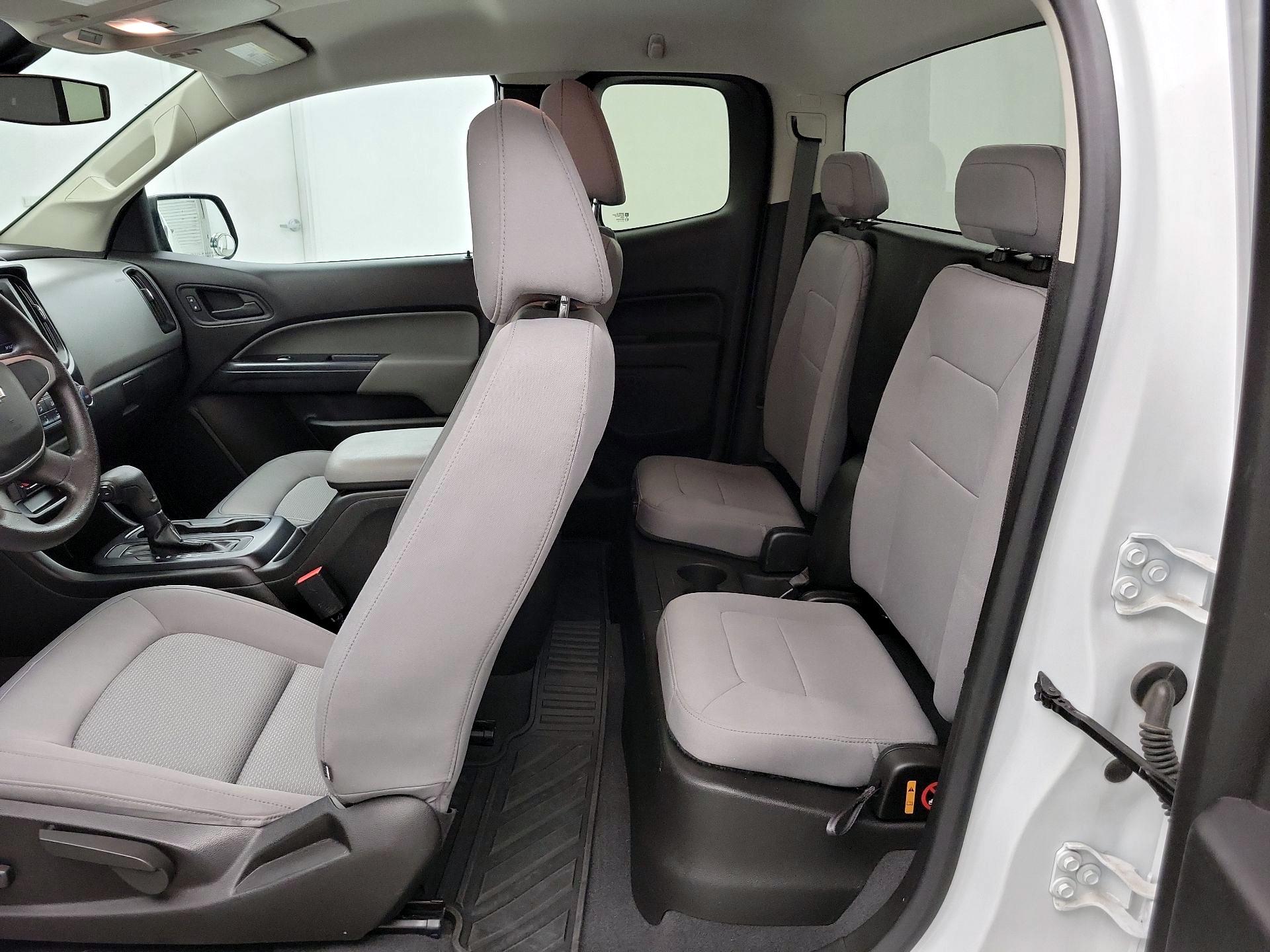 Thumbnail: 2021 Chevrolet Colorado - 19