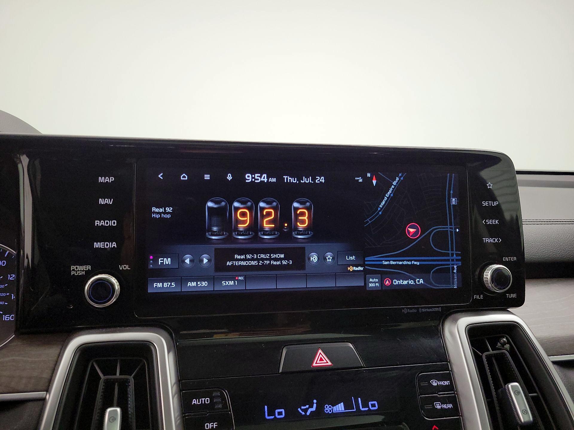 Thumbnail: 2022 Kia Sorento - 16