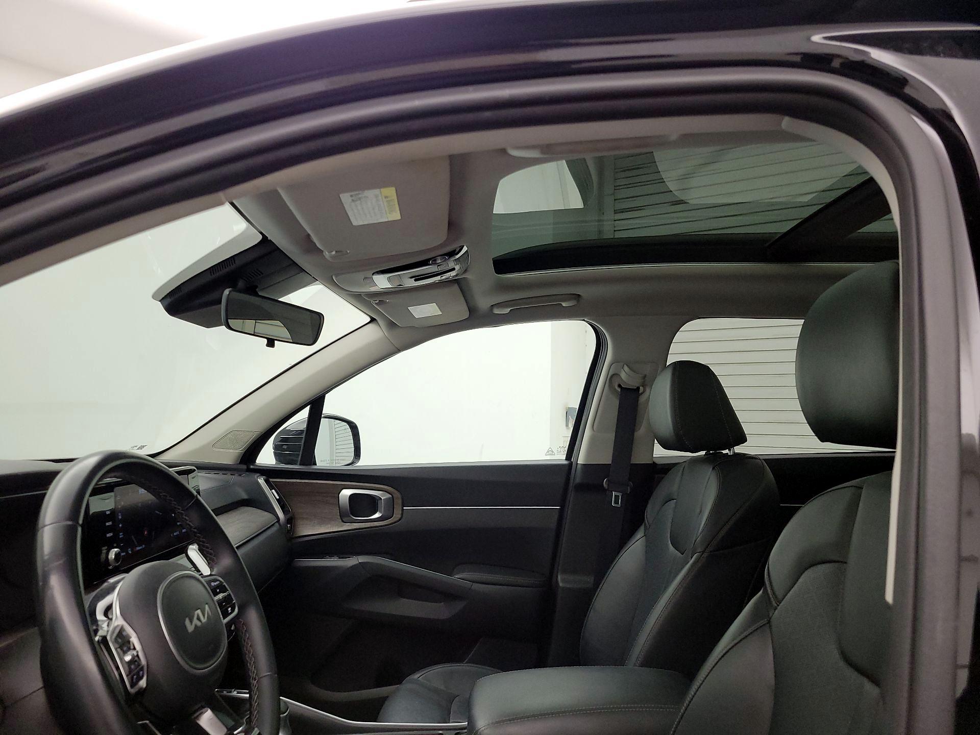 Thumbnail: 2022 Kia Sorento - 20