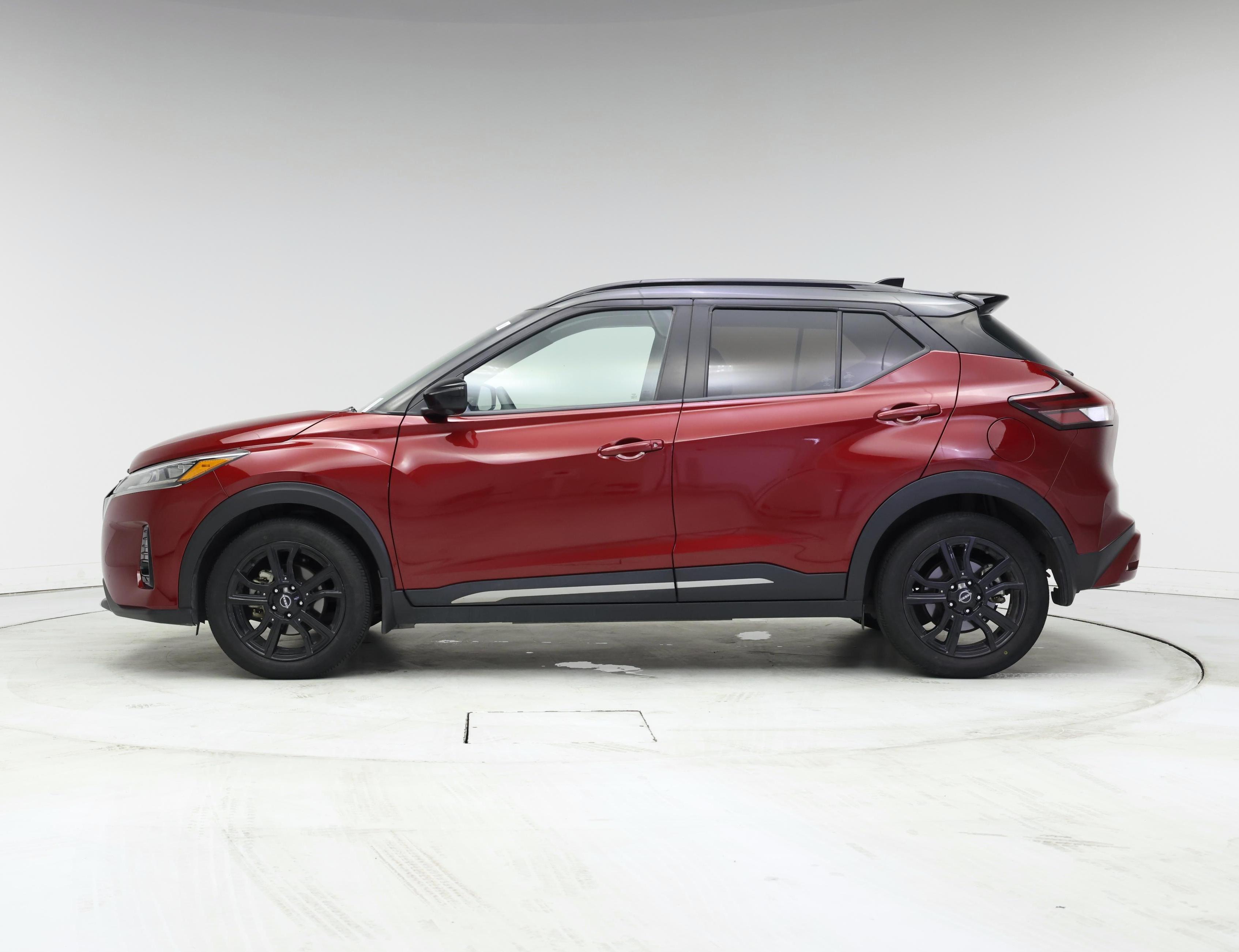 Thumbnail: 2022 Nissan Kicks - 3