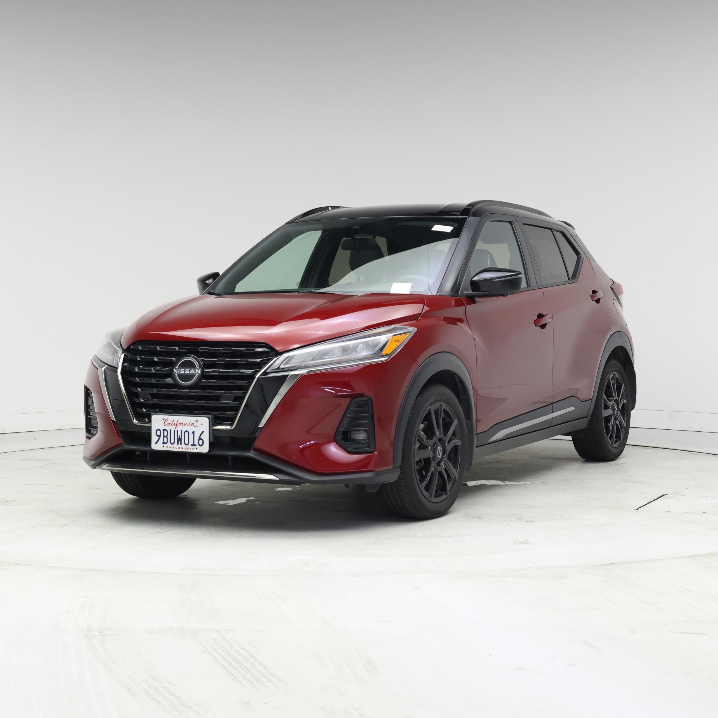 Thumbnail: 2022 Nissan Kicks - 4