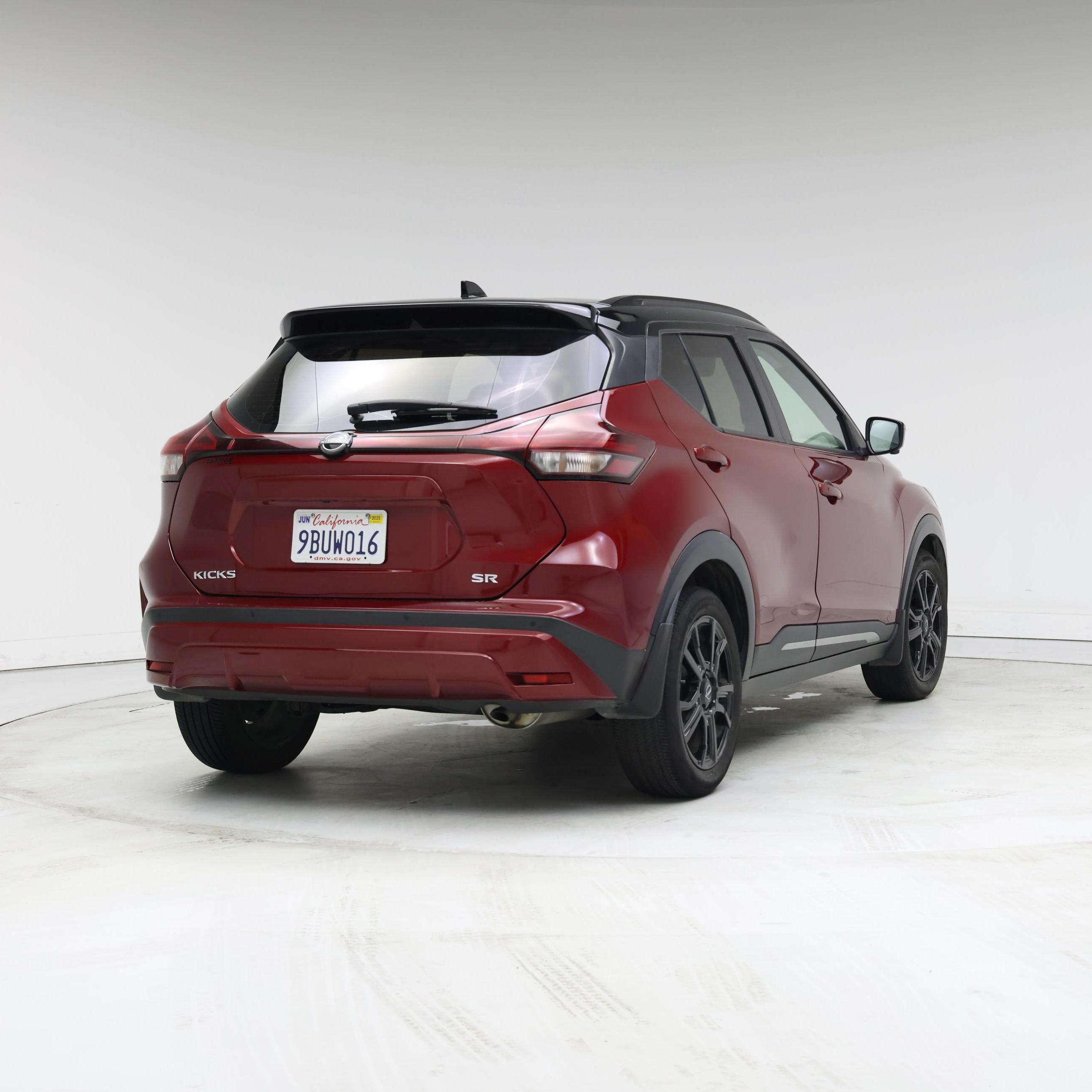 Thumbnail: 2022 Nissan Kicks - 8