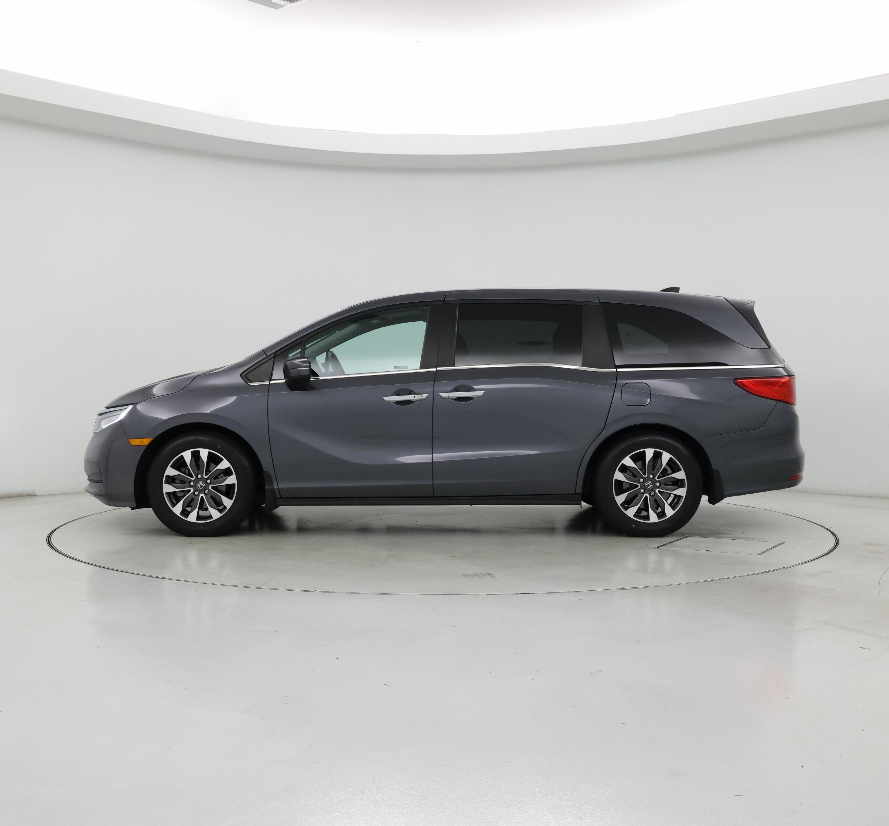 Thumbnail: 2023 Honda Odyssey - 3