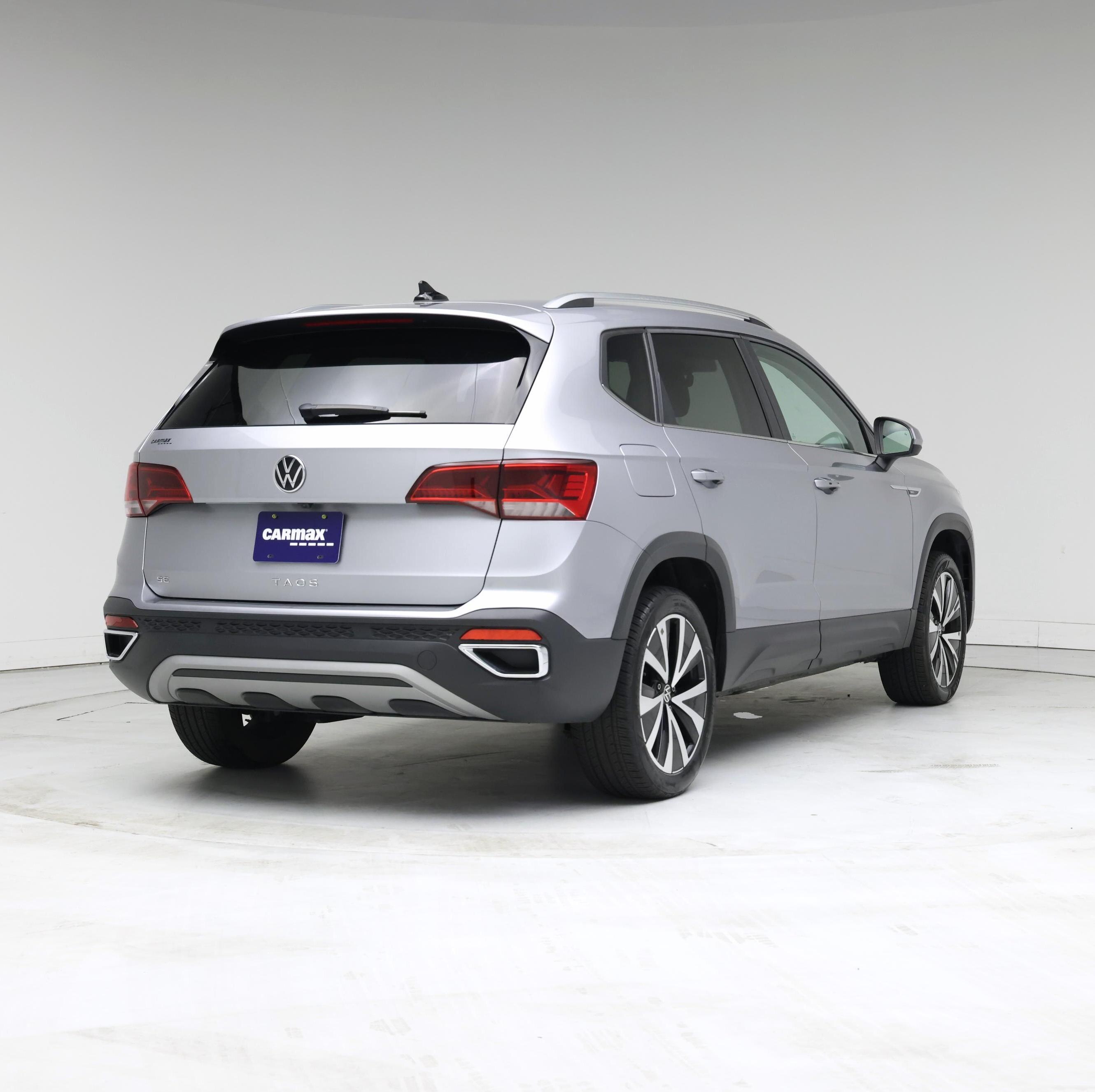 Thumbnail: 2024 Volkswagen Taos - 8