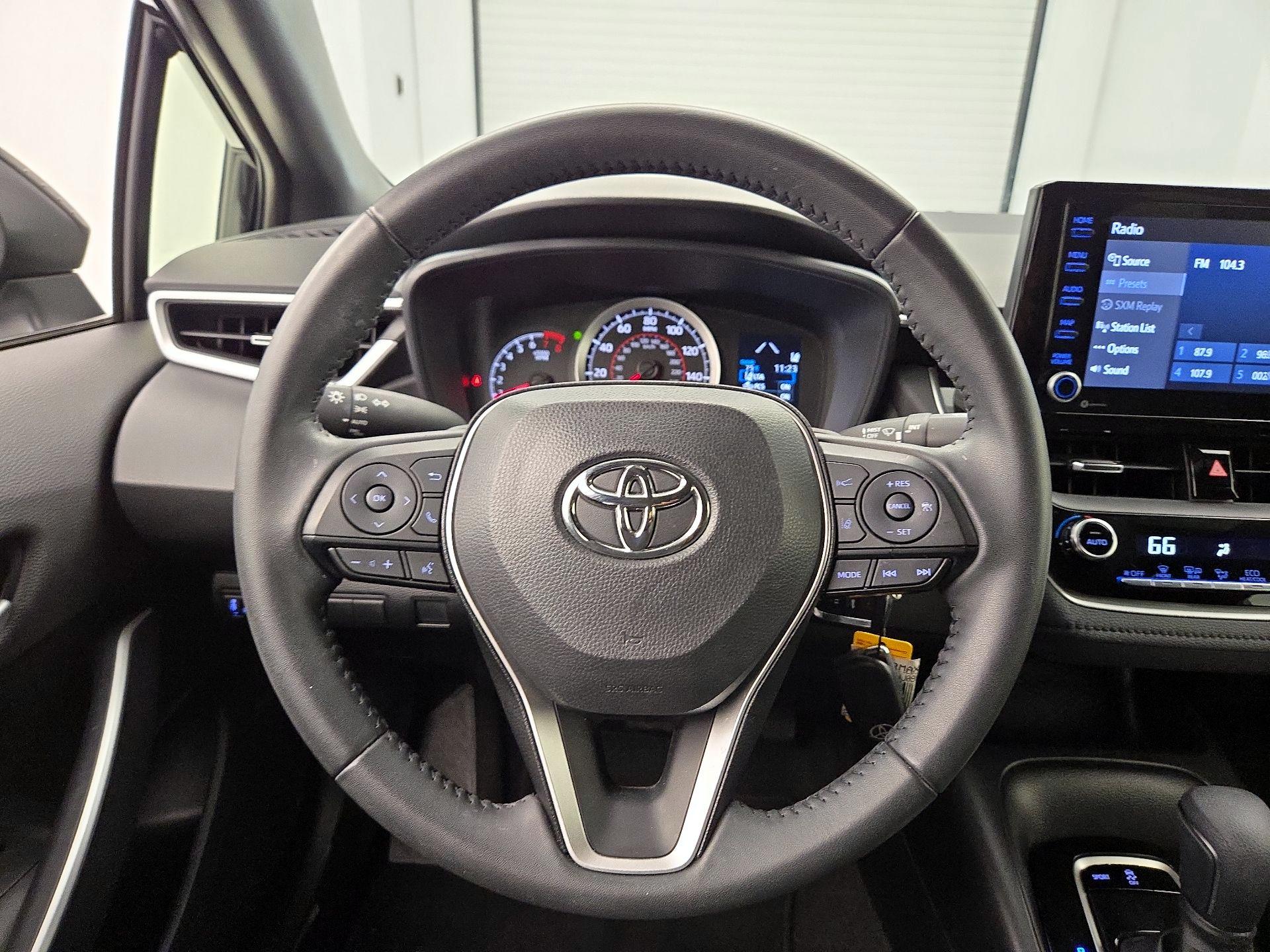 Thumbnail: 2022 Toyota Corolla - 10