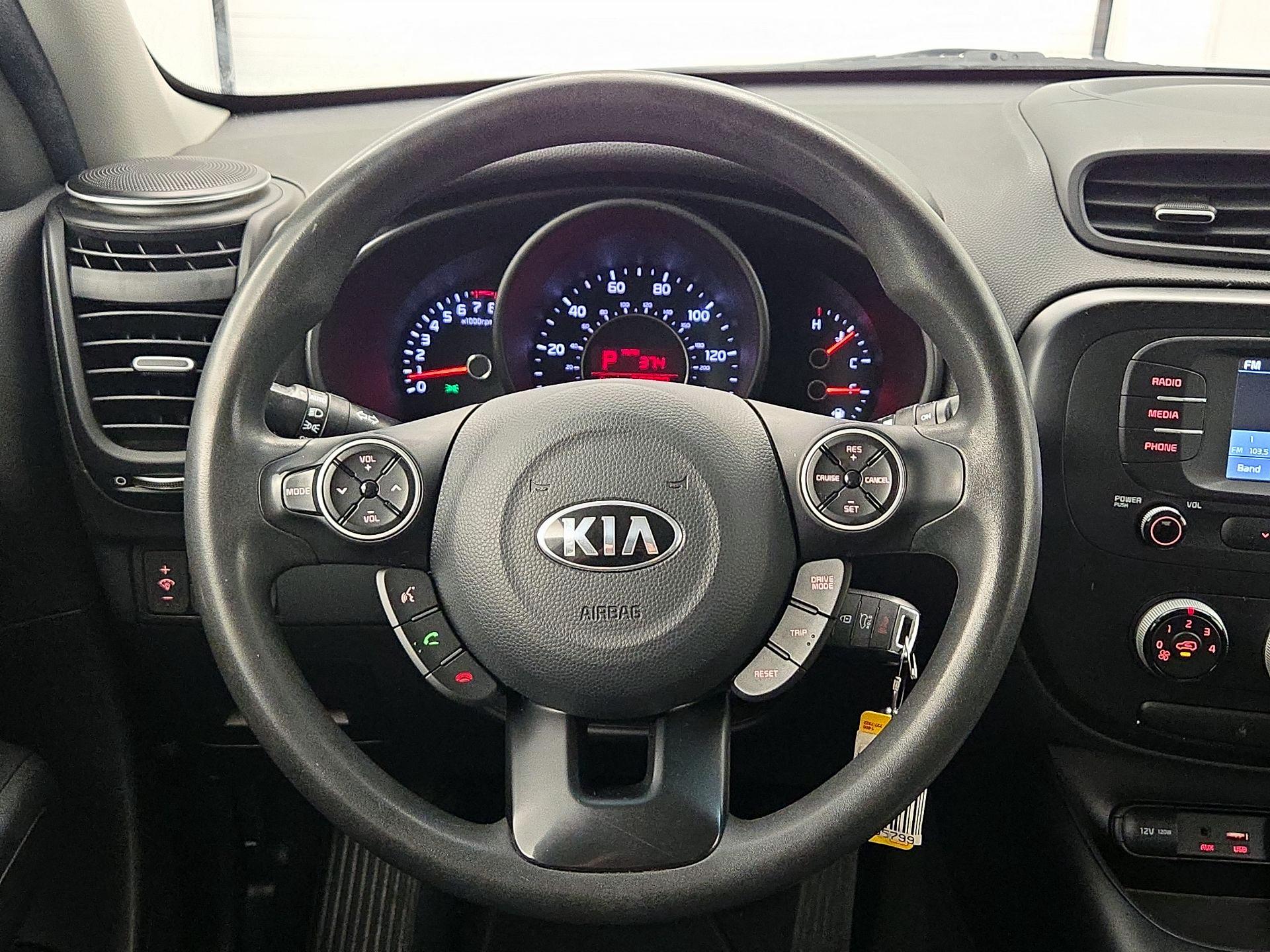 Thumbnail: 2019 Kia Soul - 10