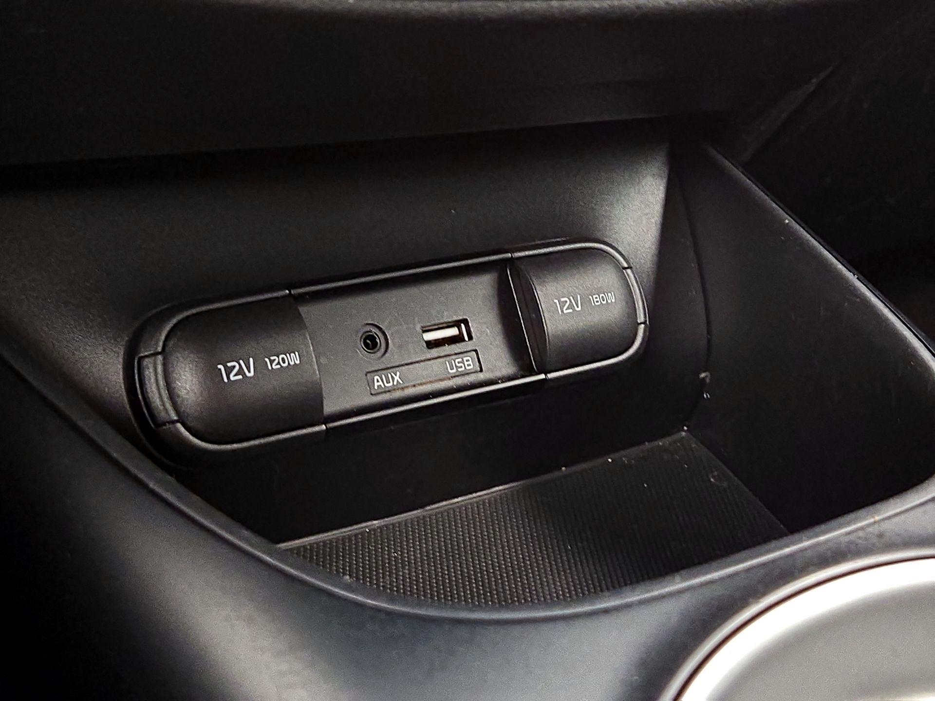 Thumbnail: 2019 Kia Soul - 18