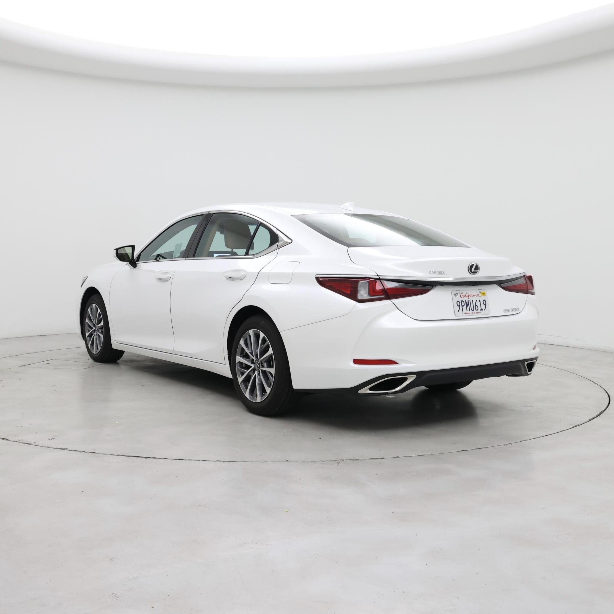 Thumbnail: 2025 Lexus ES - 2