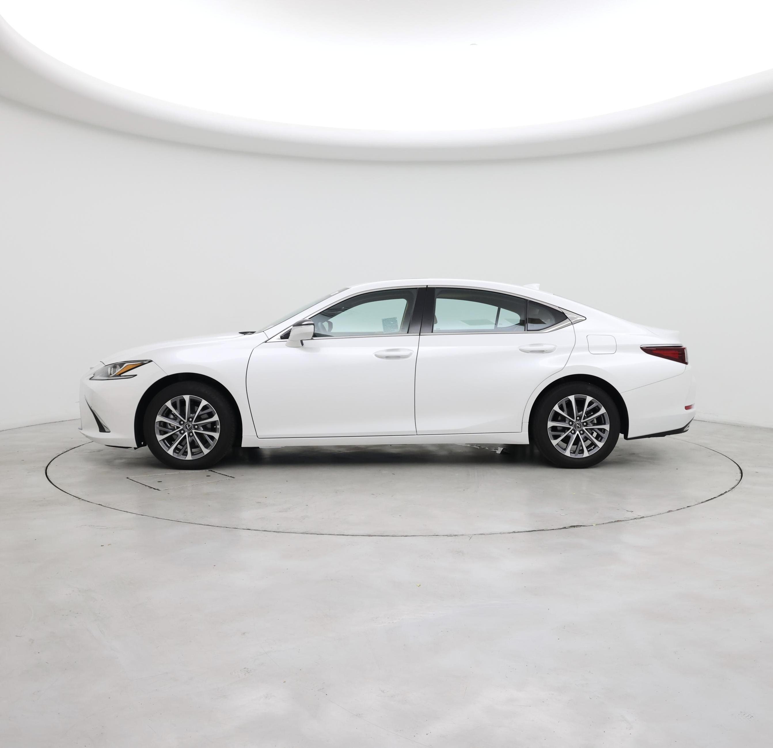 Thumbnail: 2025 Lexus ES - 3