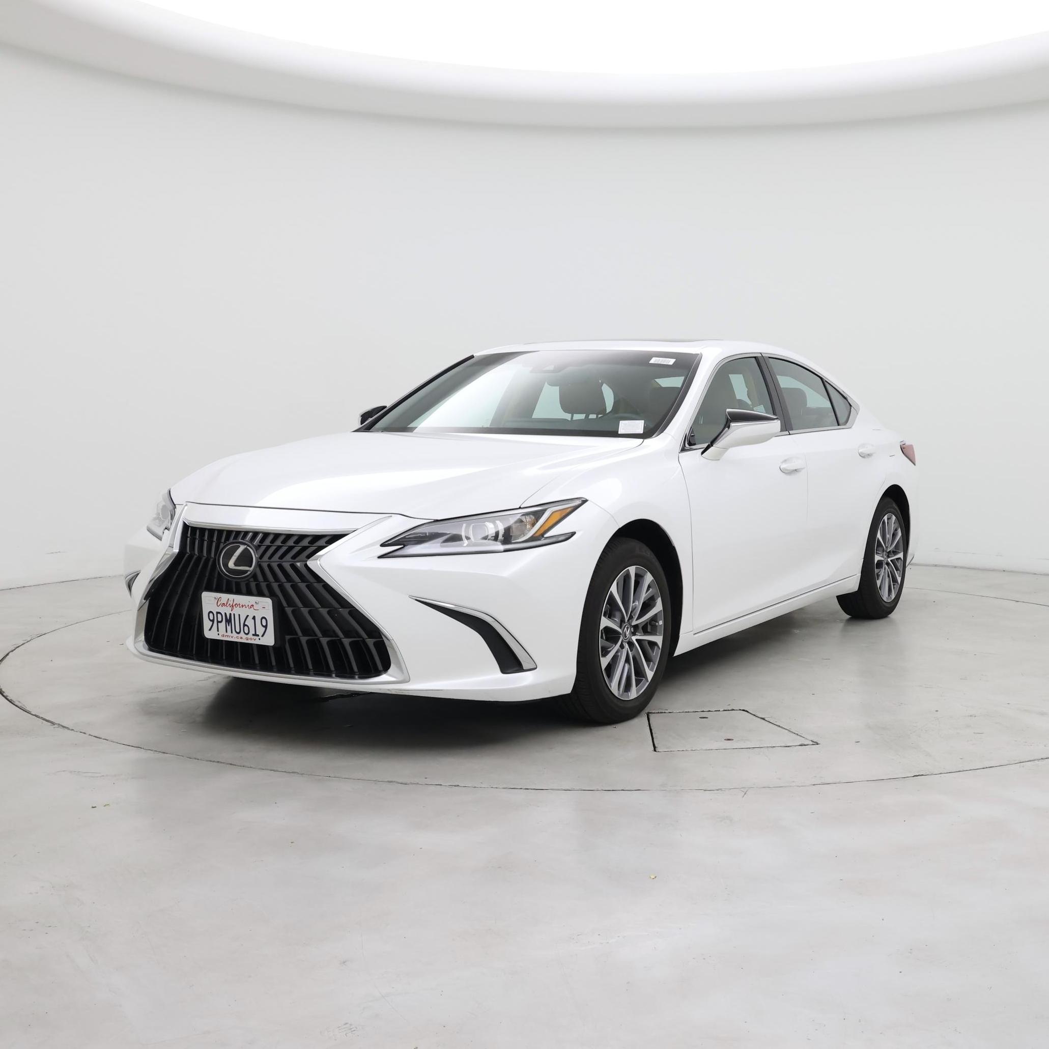 Thumbnail: 2025 Lexus ES - 4