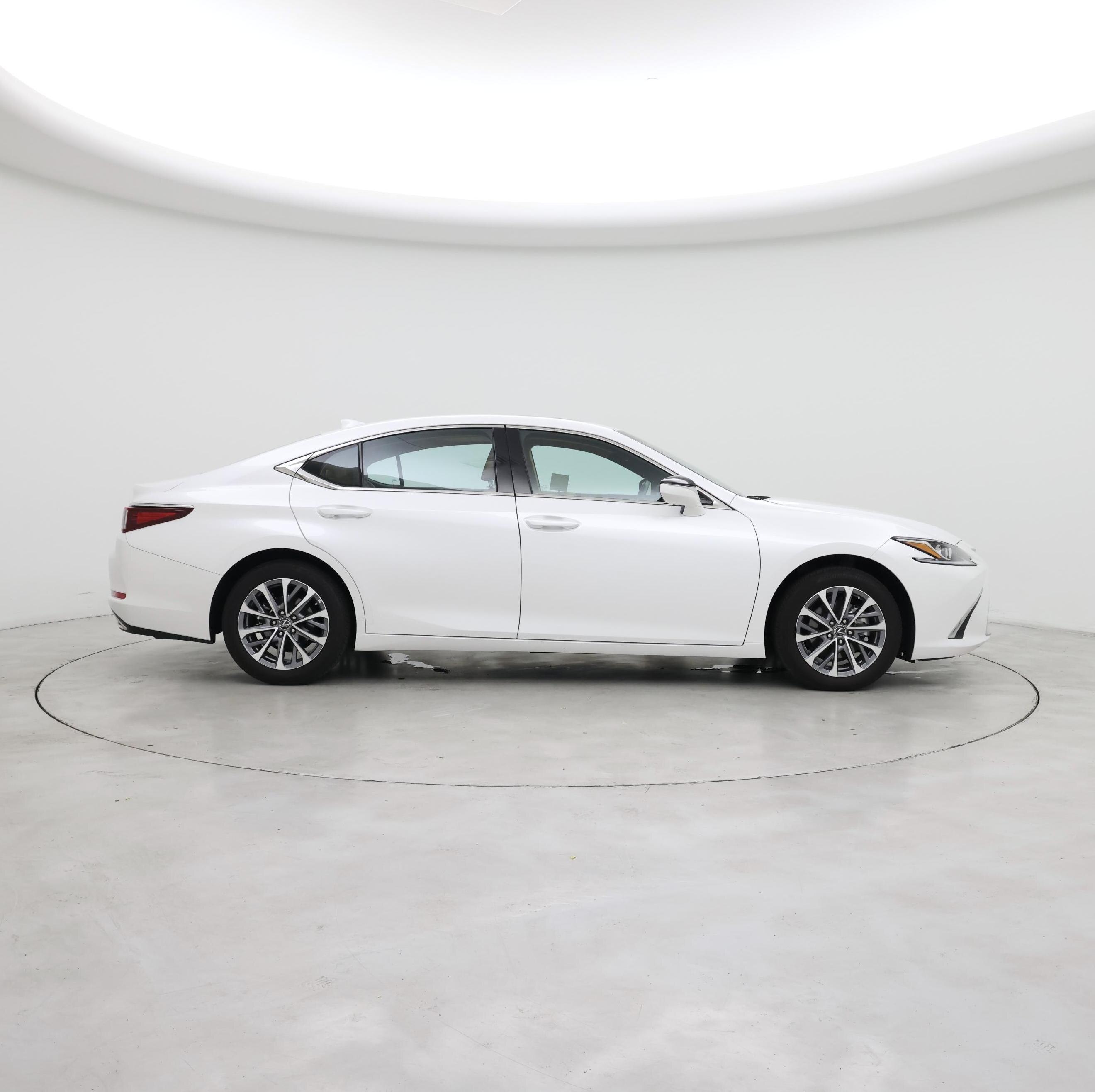 Thumbnail: 2025 Lexus ES - 7