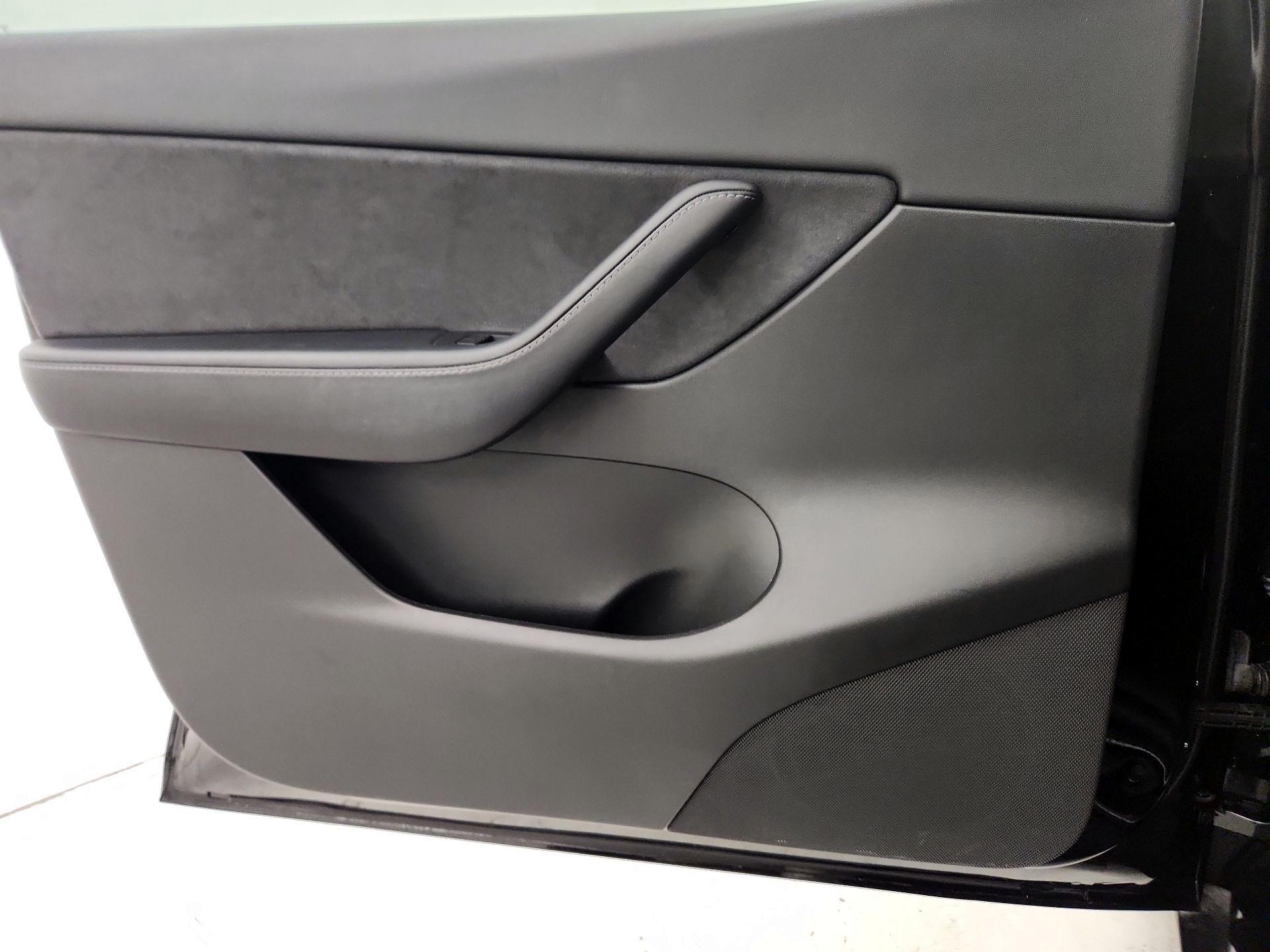 Thumbnail: 2021 Tesla Model Y - 12
