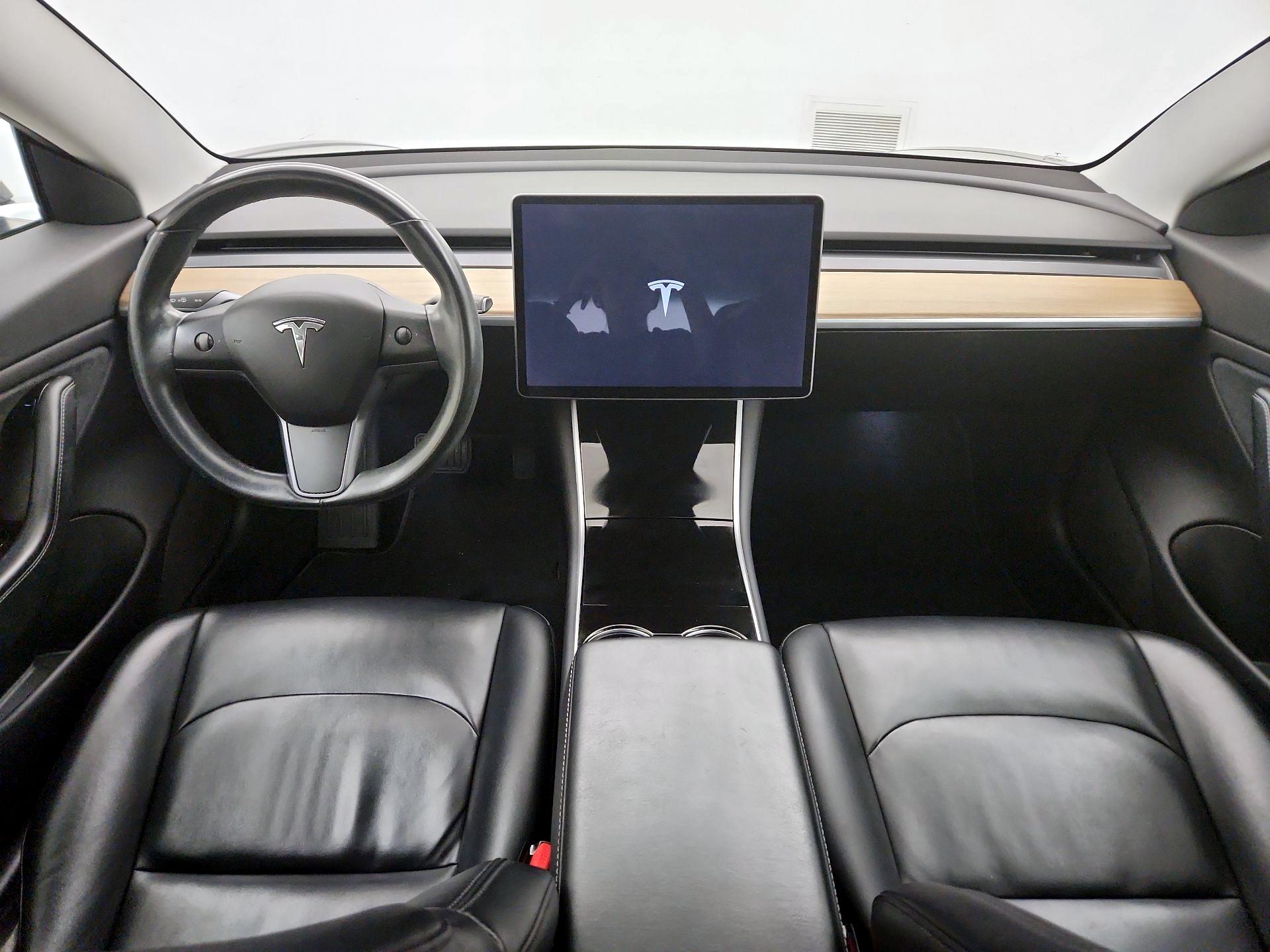 Thumbnail: 2018 Tesla Model 3 - 9