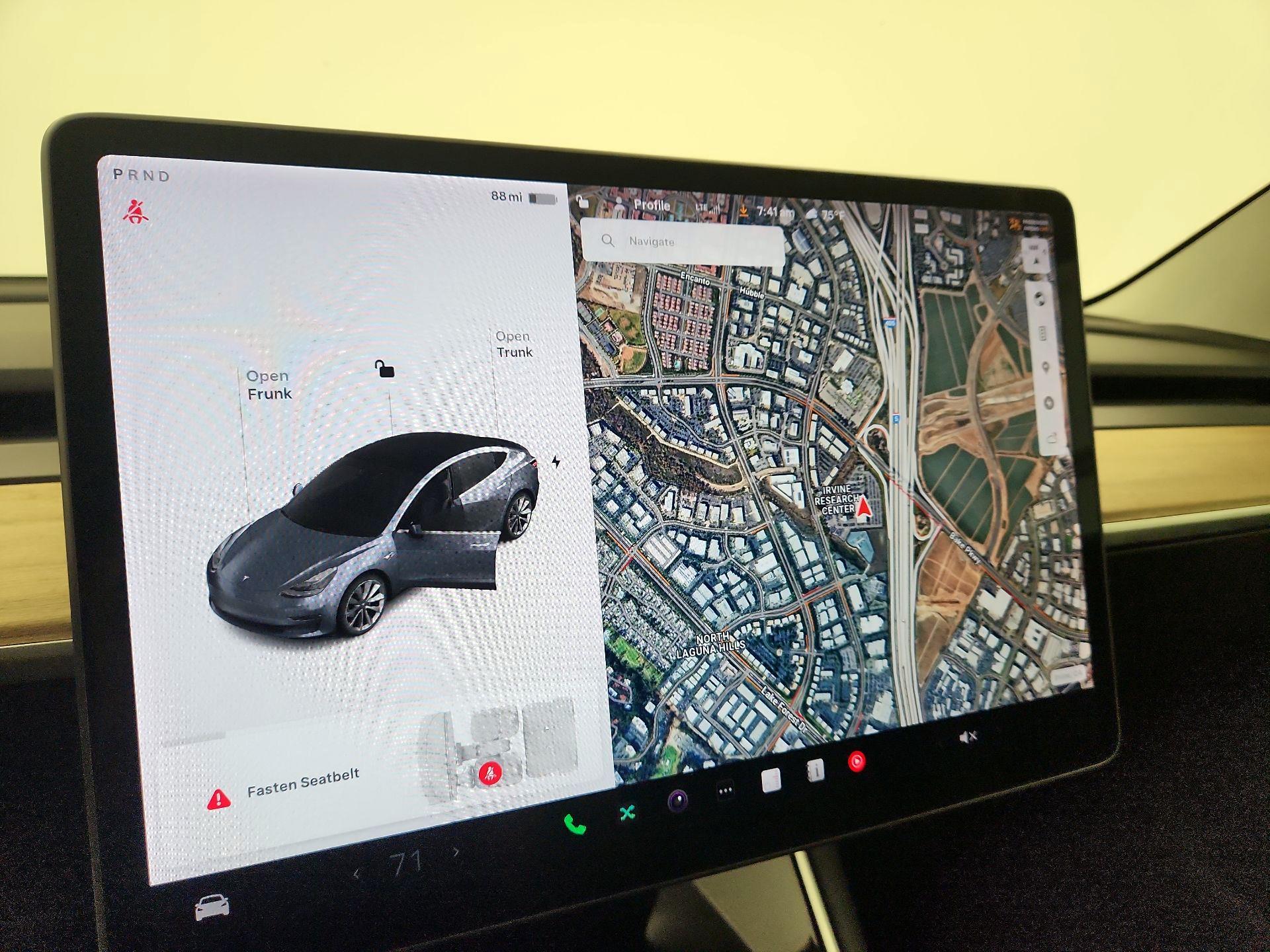 Thumbnail: 2018 Tesla Model 3 - 13