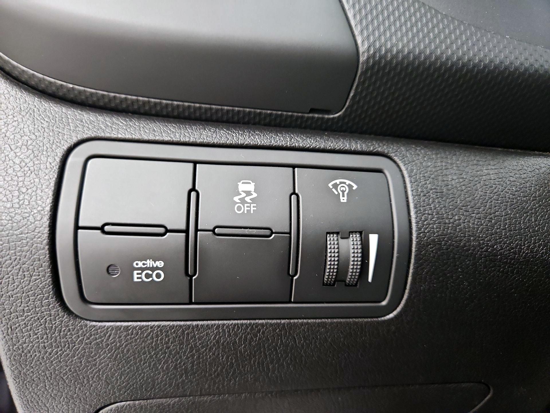 Thumbnail: 2014 Hyundai Accent - 13