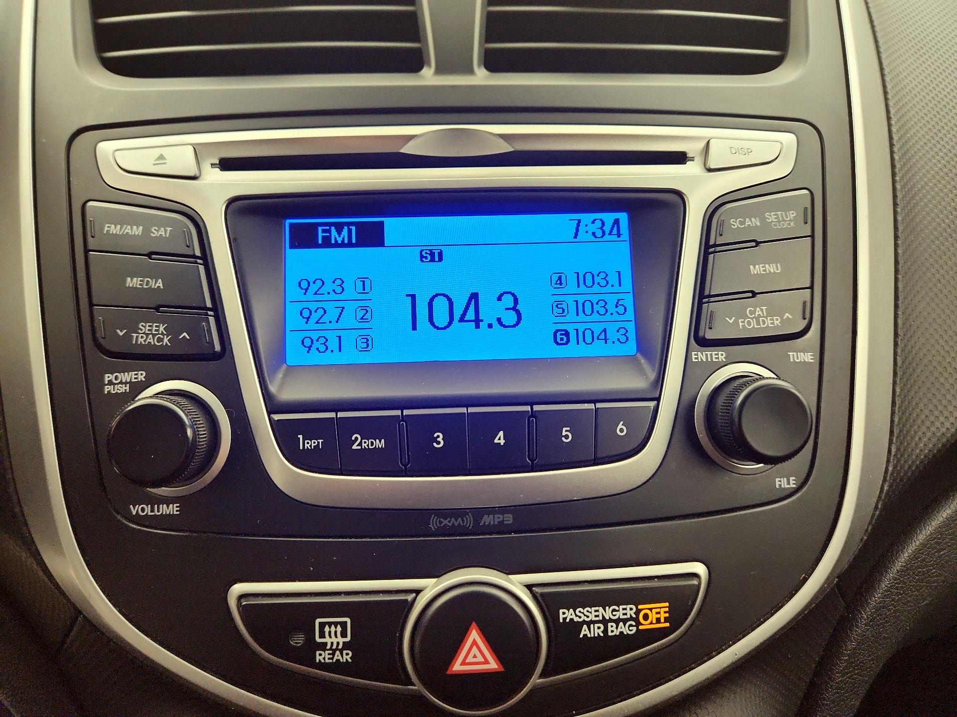 Thumbnail: 2014 Hyundai Accent - 14