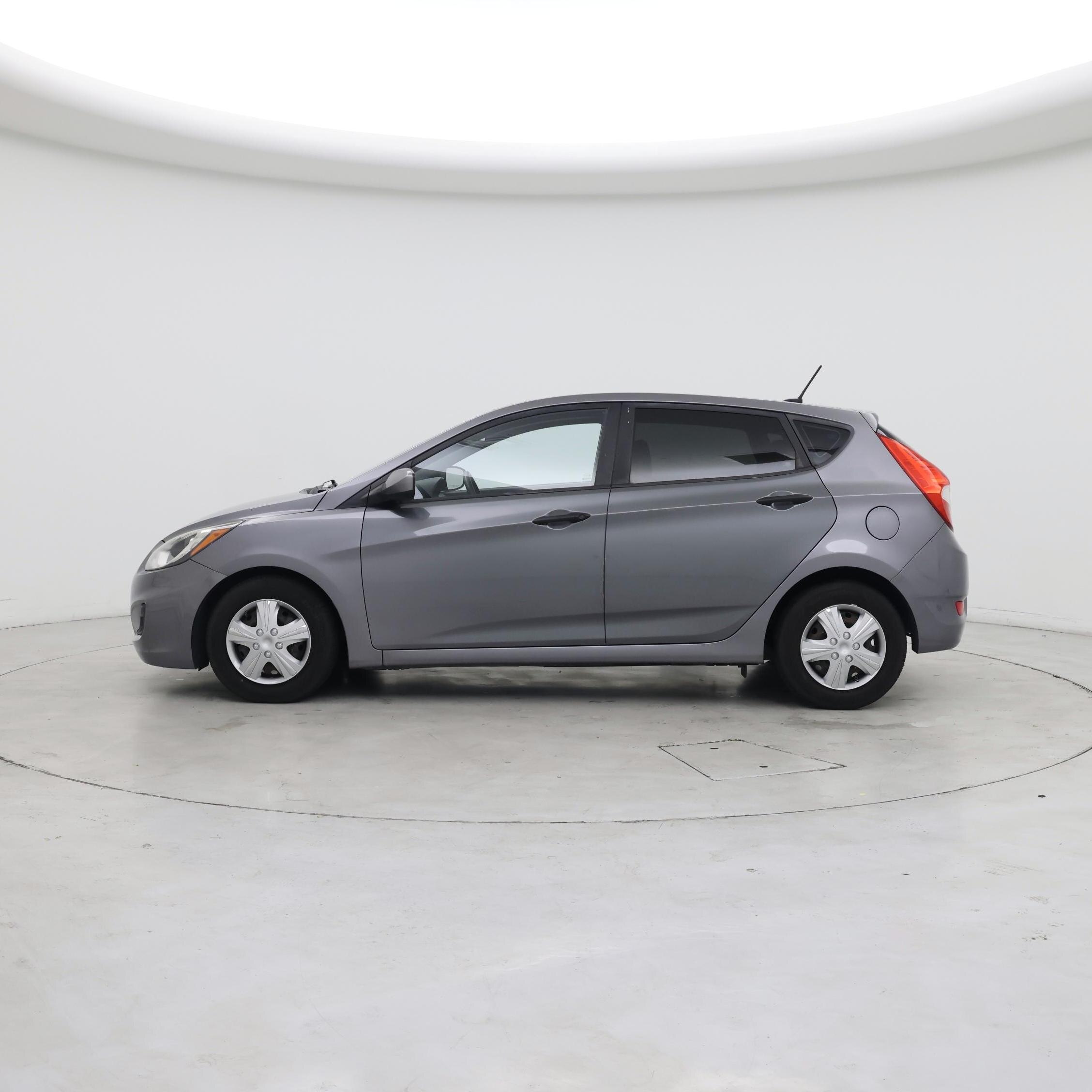 Thumbnail: 2014 Hyundai Accent - 3