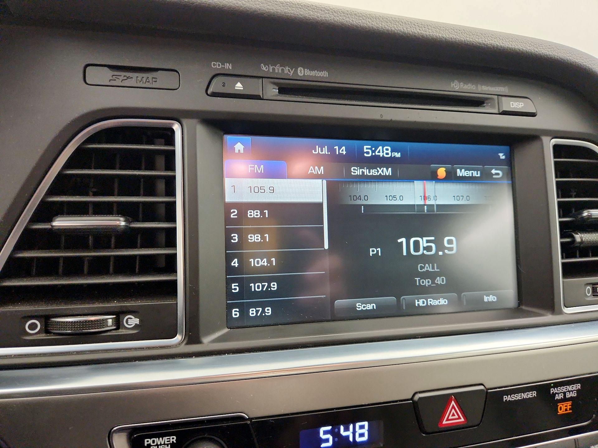 Thumbnail: 2016 Hyundai Sonata - 16