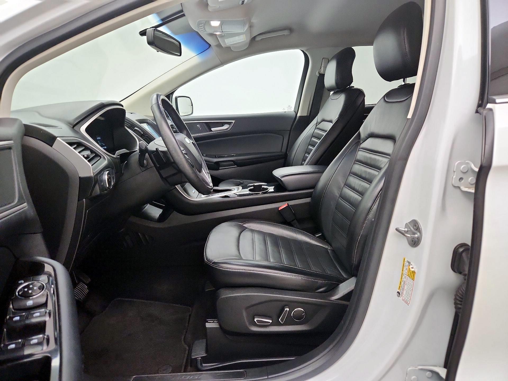 Thumbnail: 2018 Ford Edge - 11